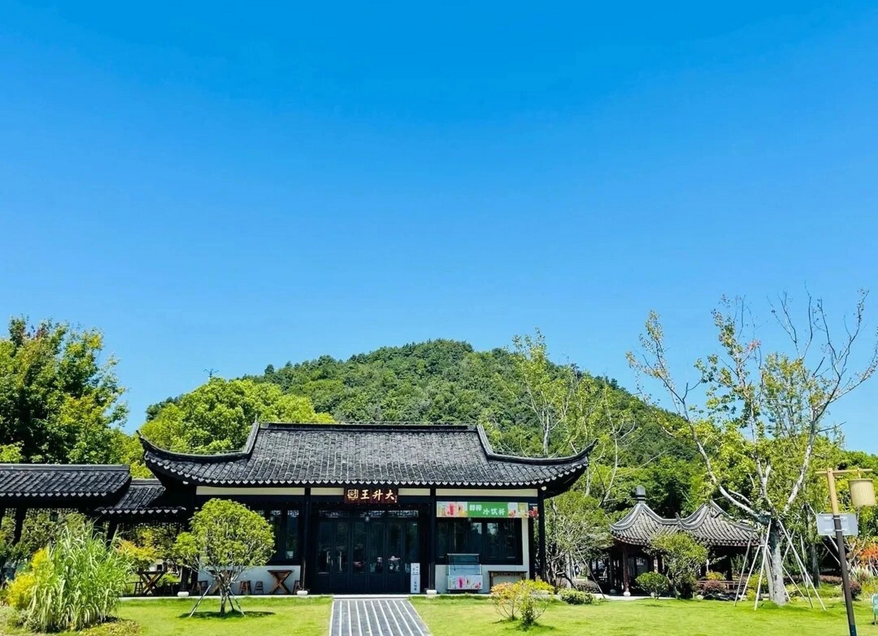 宁波东钱湖小普陀等你来~78 94简介: 	 99小普陀景区是东钱湖