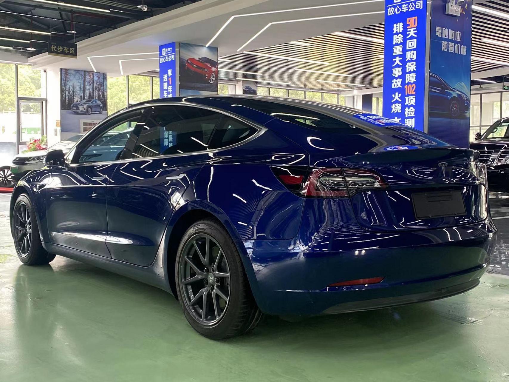 20款特斯拉model3标续后驱升级版 ,选深海蓝车漆 20年6月上牌  粤b