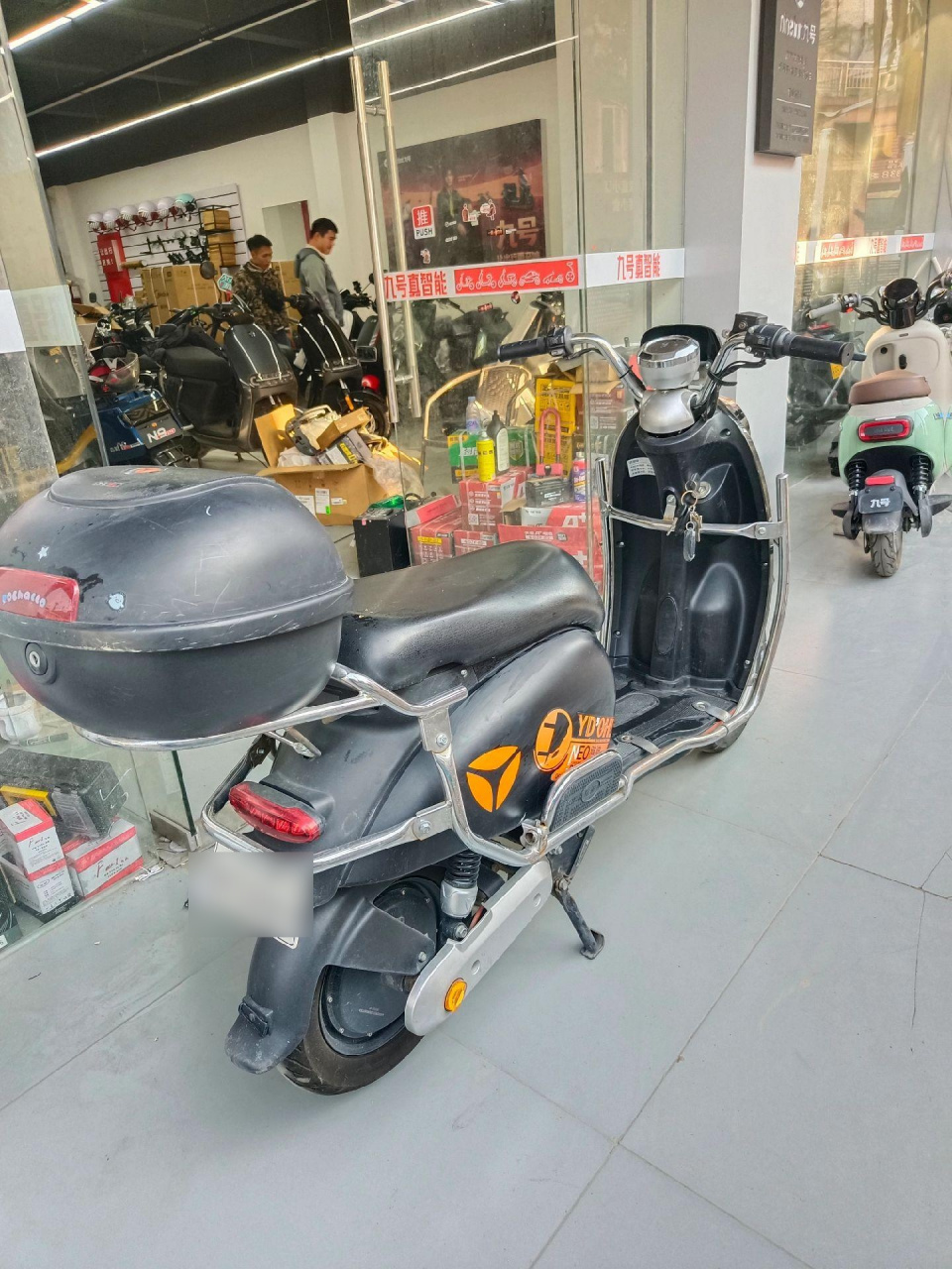 雅迪欧韵b国标车有牌,48v20a电池新国标电动车 雅迪电动车