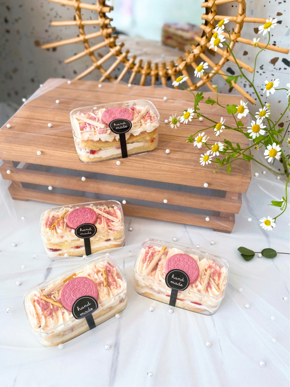 樱花奥利奥盒子蛋糕 两种不图的p图色调都好看