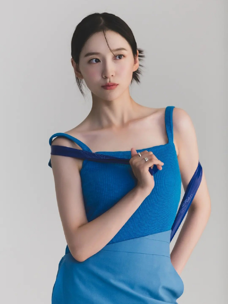 浅浅沉迷一下大嫂朴智炫的美貌 财阀家的小儿子11集居然让我磕到了大