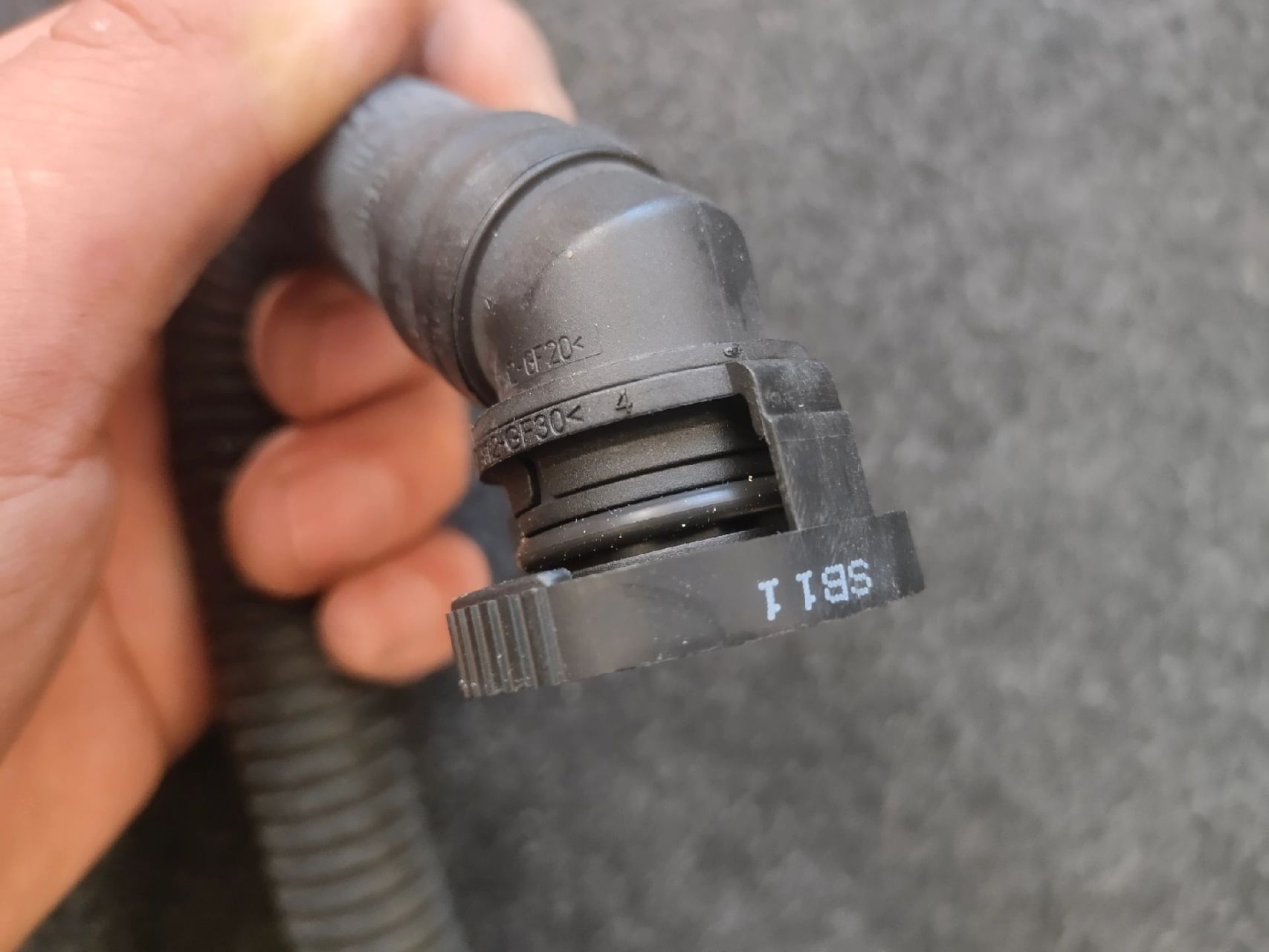 大众 帕萨特 b5 原厂全新副空气泵连接管废气管,原装德国进口,二次