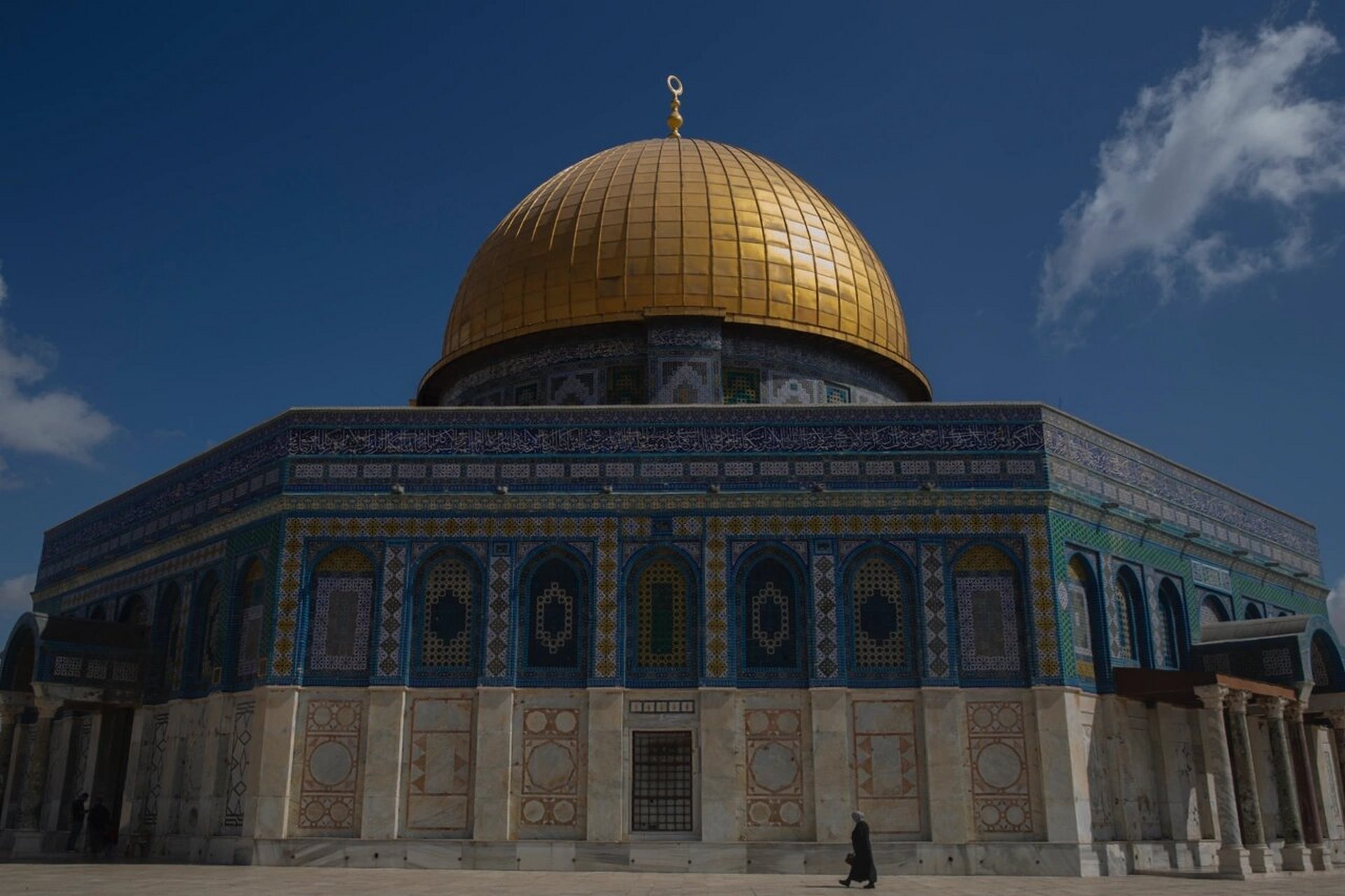 穆斯林的圣地|圆顶清真寺和阿克萨清真寺 圆顶清真寺 	 只有早上11点