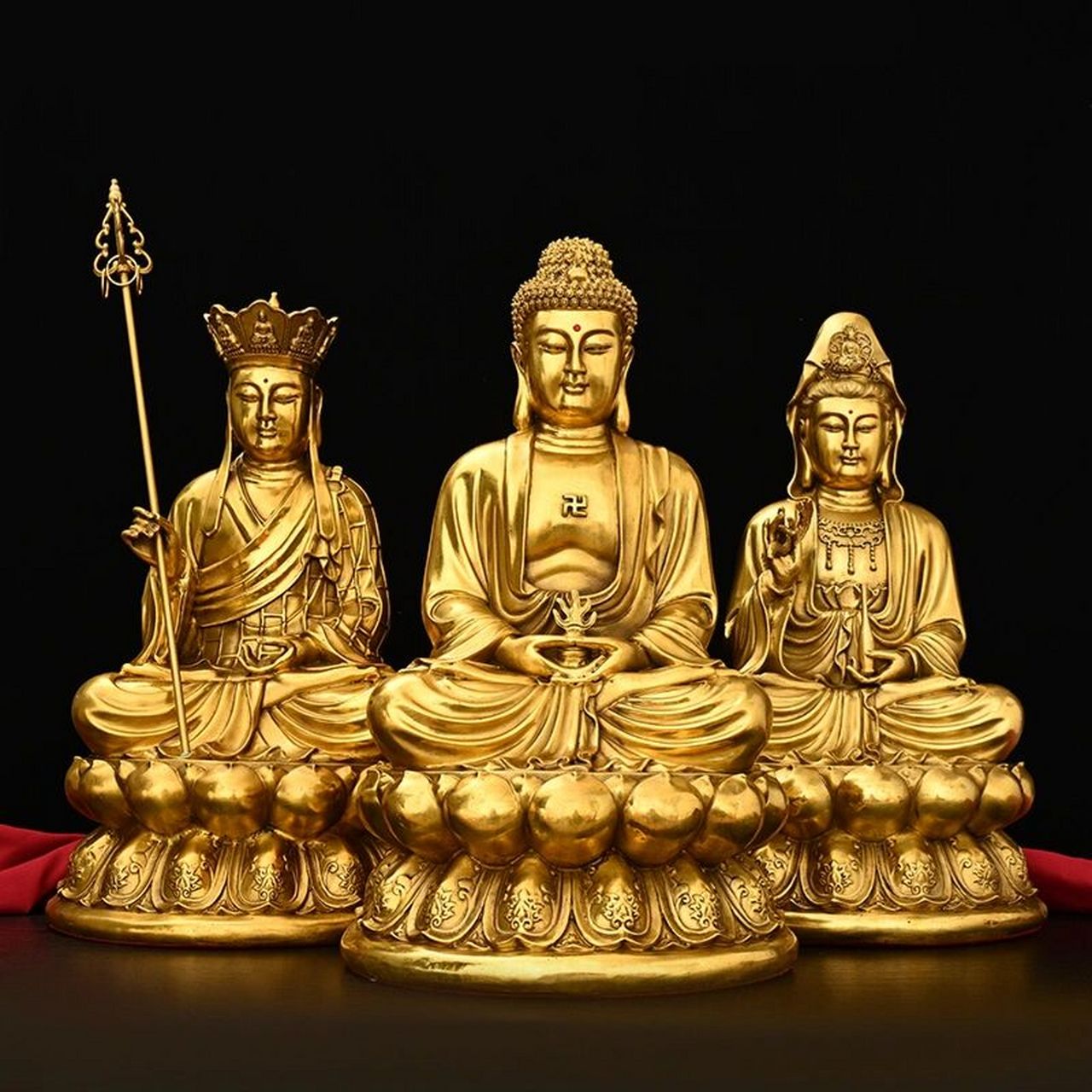 6kg价格2650 坐地藏王菩萨   长27宽23高28cm 重8.6kg价格2650