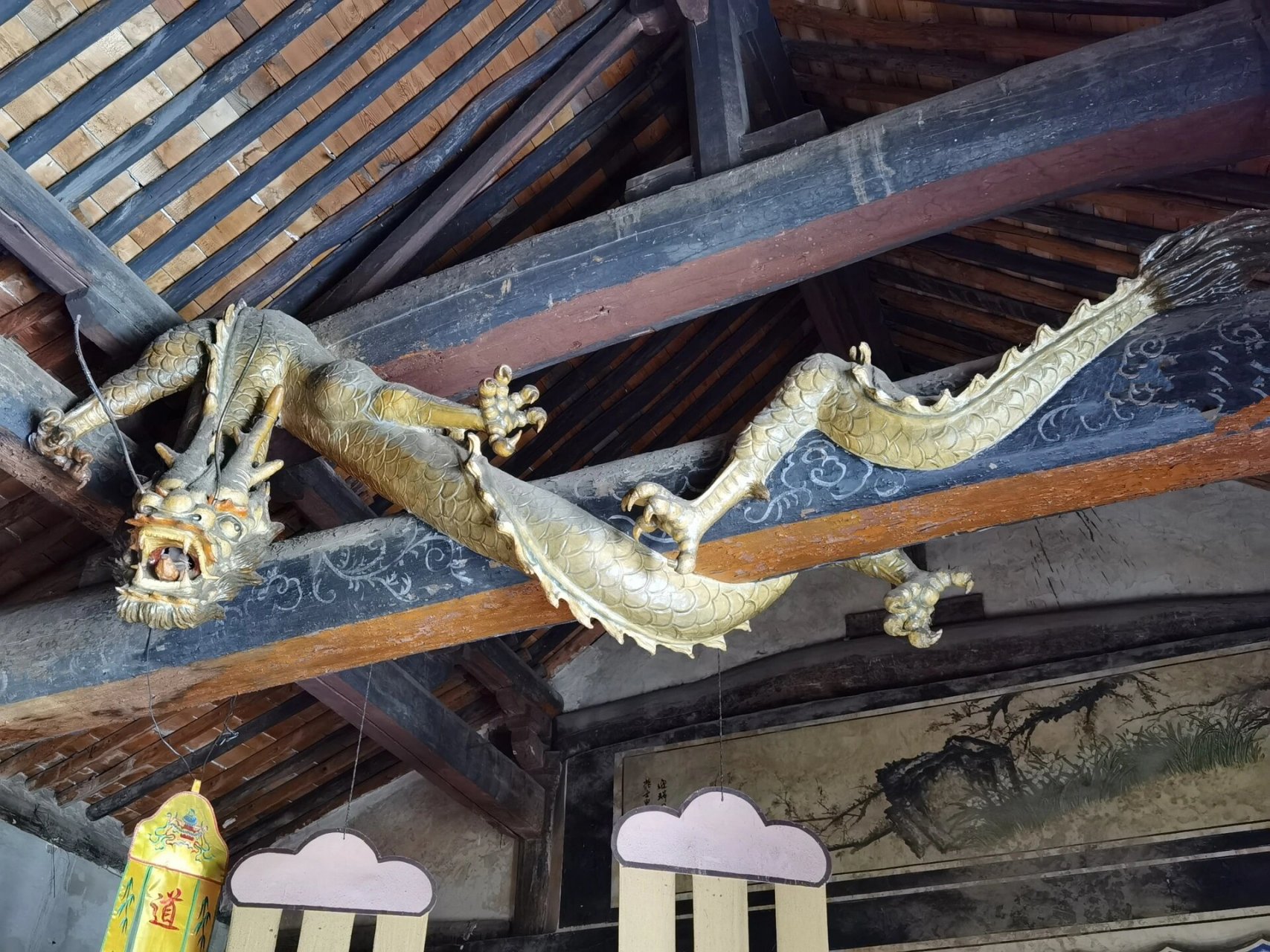 山西·吕梁|黑龙庙,一座用戏台做山门的古庙        📍黑龙庙,位于