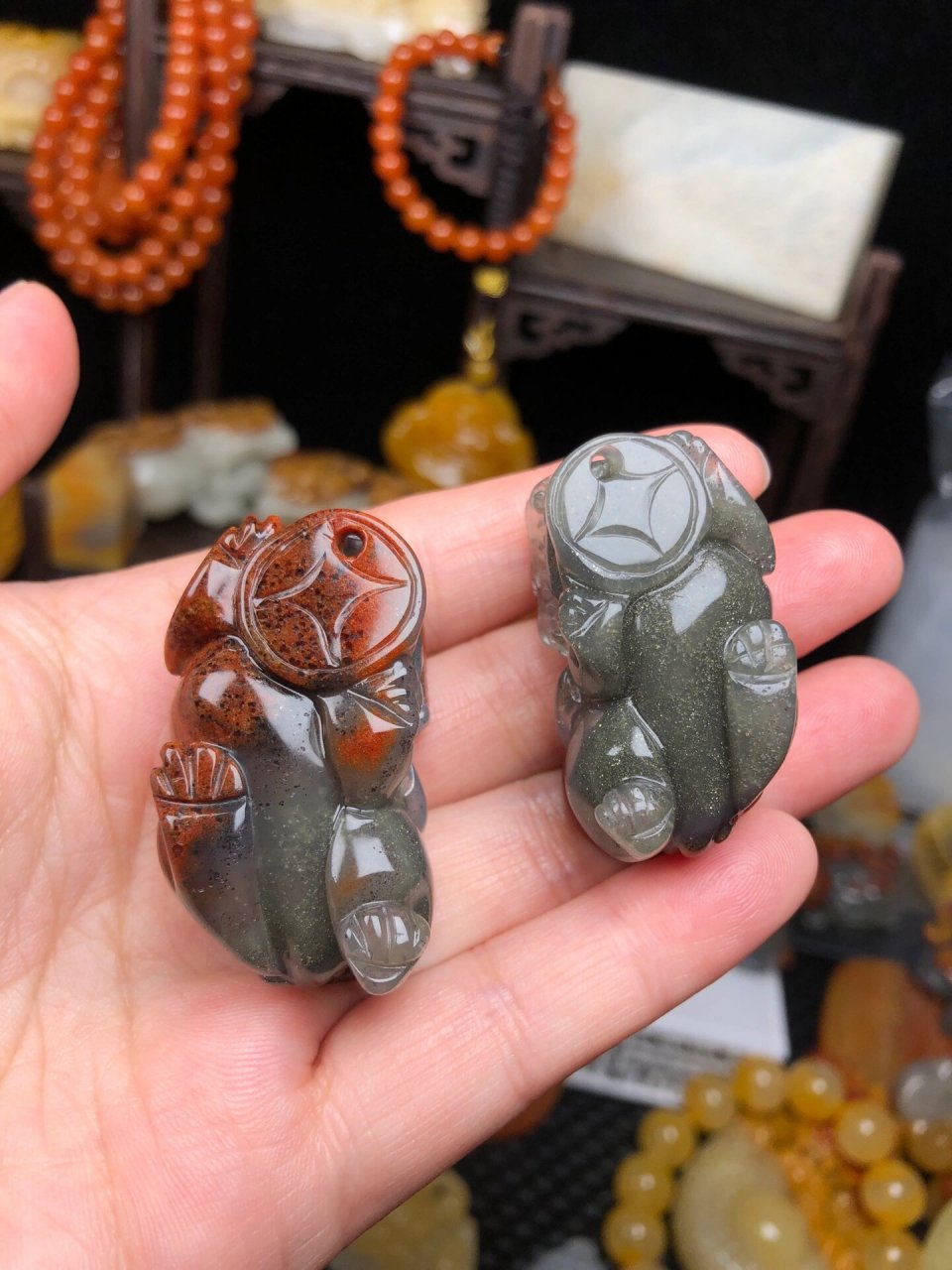 黄龙玉带金沙貔貅吊坠手把件 尺寸:43-23.6-20mm