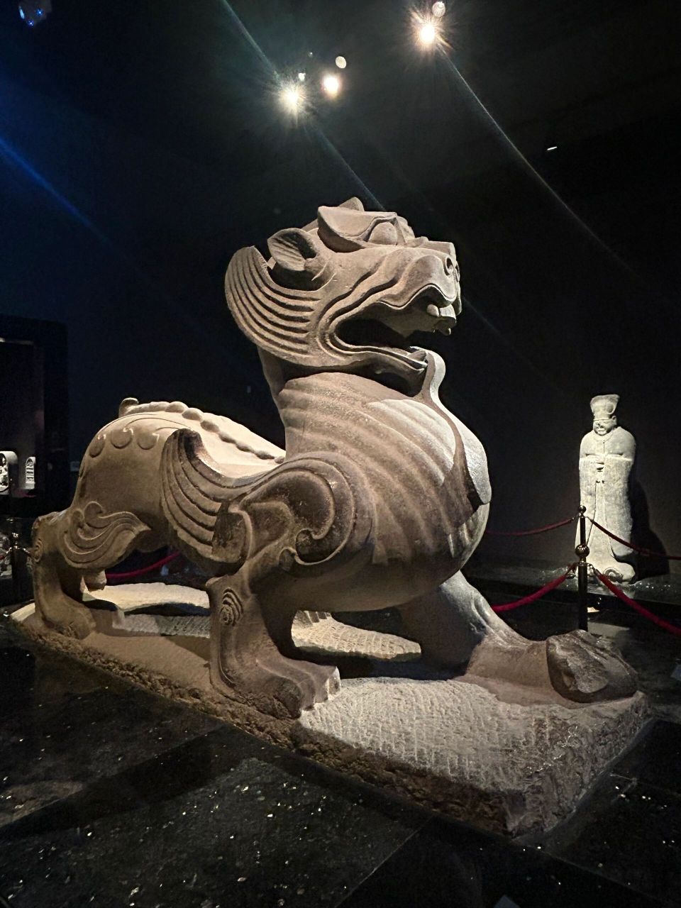 洛阳博物馆六大镇馆之宝 西周兽面纹铜方鼎;东汉石辟邪;曹魏白玉杯