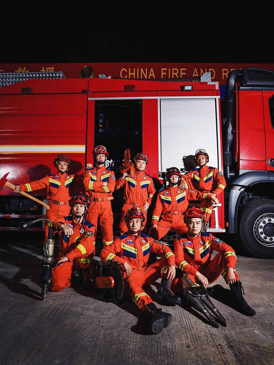 中国最强男团之一|消防队宣传海报 致敬每一位消防战士.