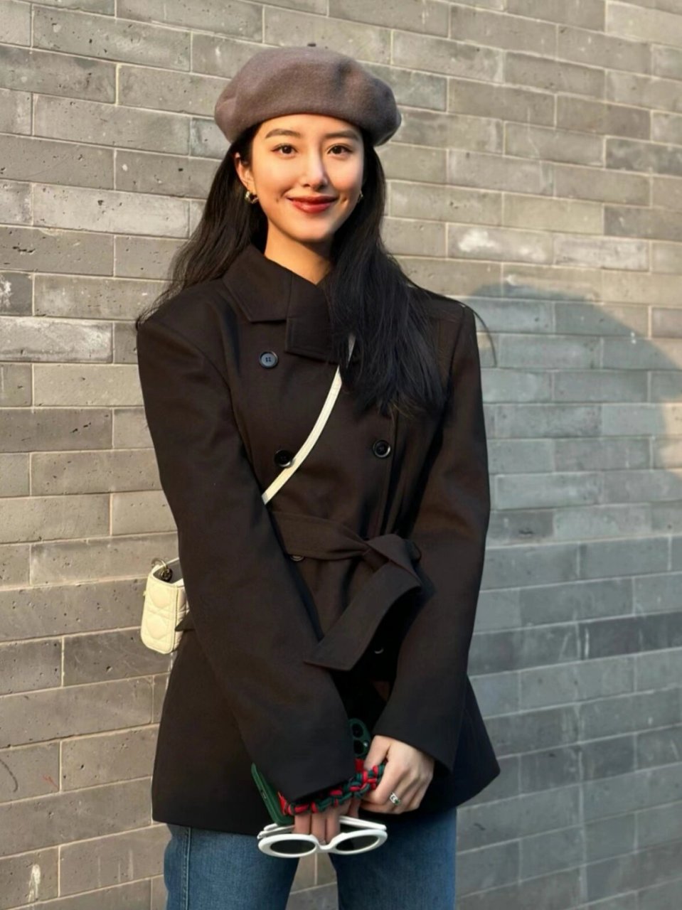 穿搭美学之杨采钰 今日穿搭分享:杨采钰的法式穿搭!