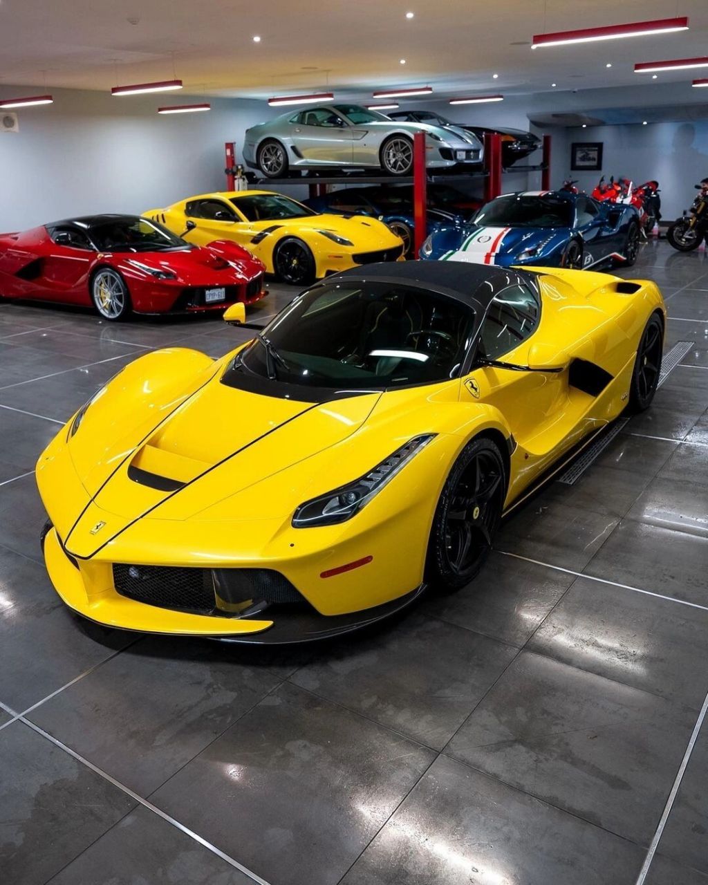 laferrari #laferrari# #汽车分享# #超级跑车圈# #法拉利拉法