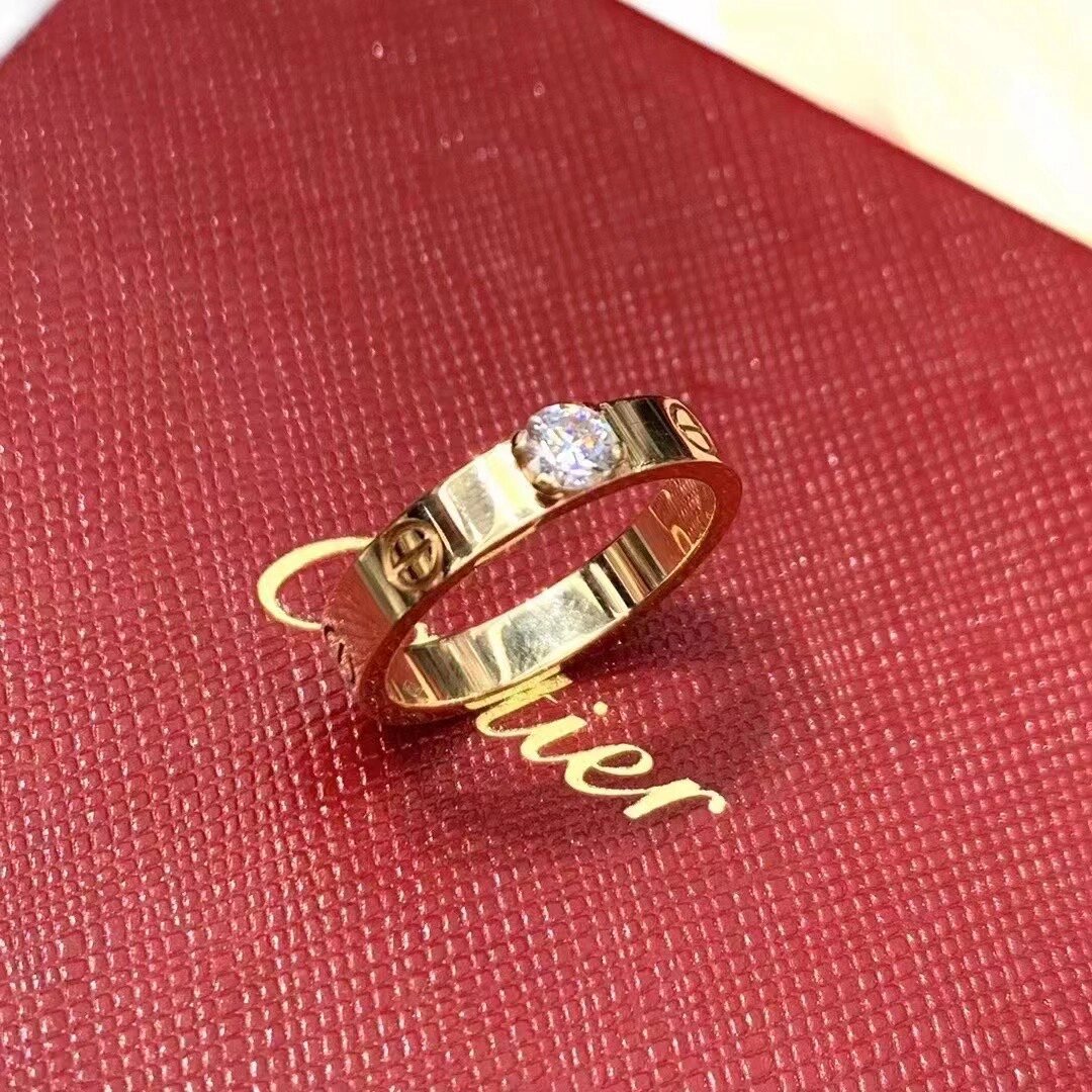 卡地亚 love系列 18k玫瑰金钻石戒指 0.23ct