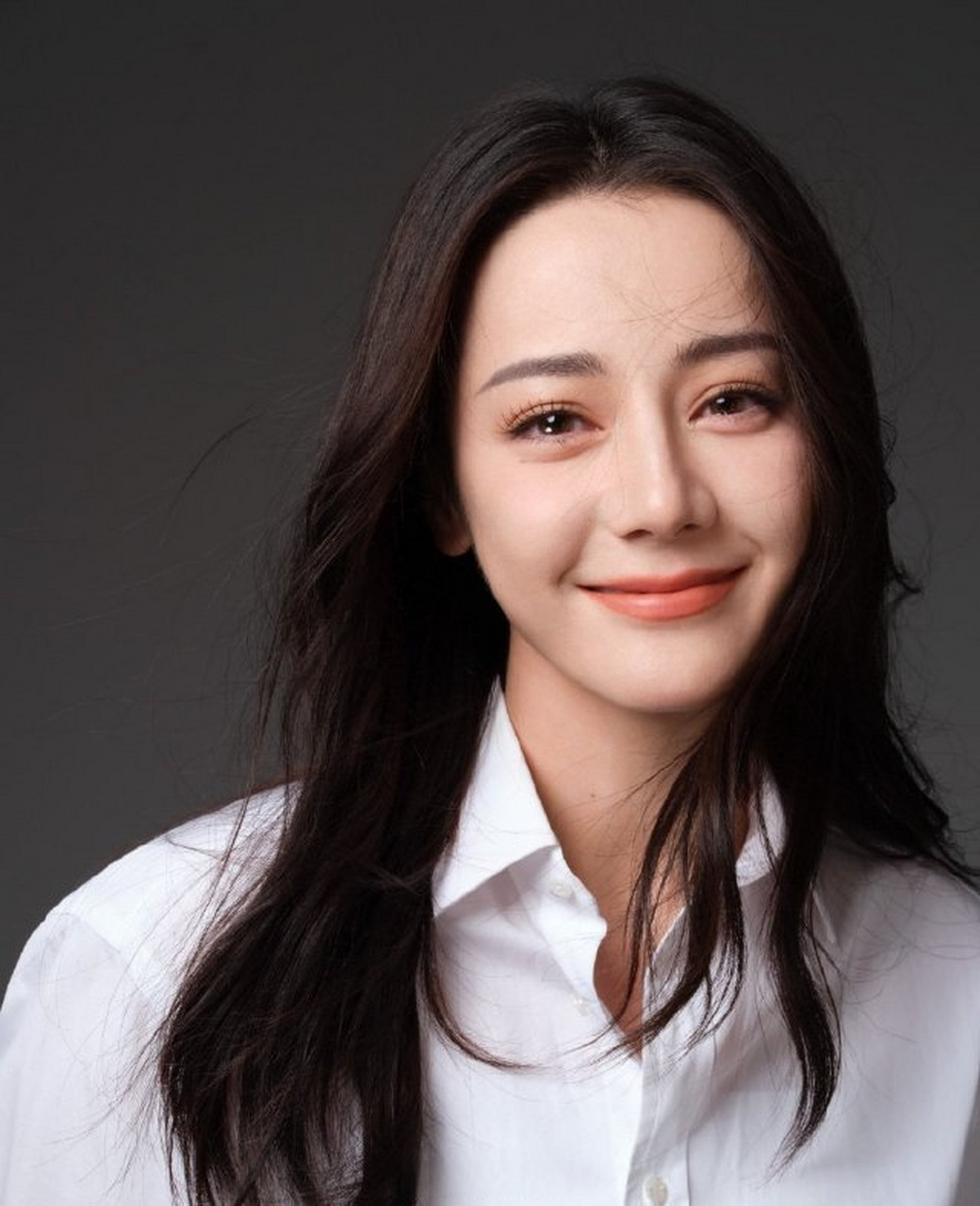 迪丽热巴的一些哭戏,怎么没有捂嘴巴?