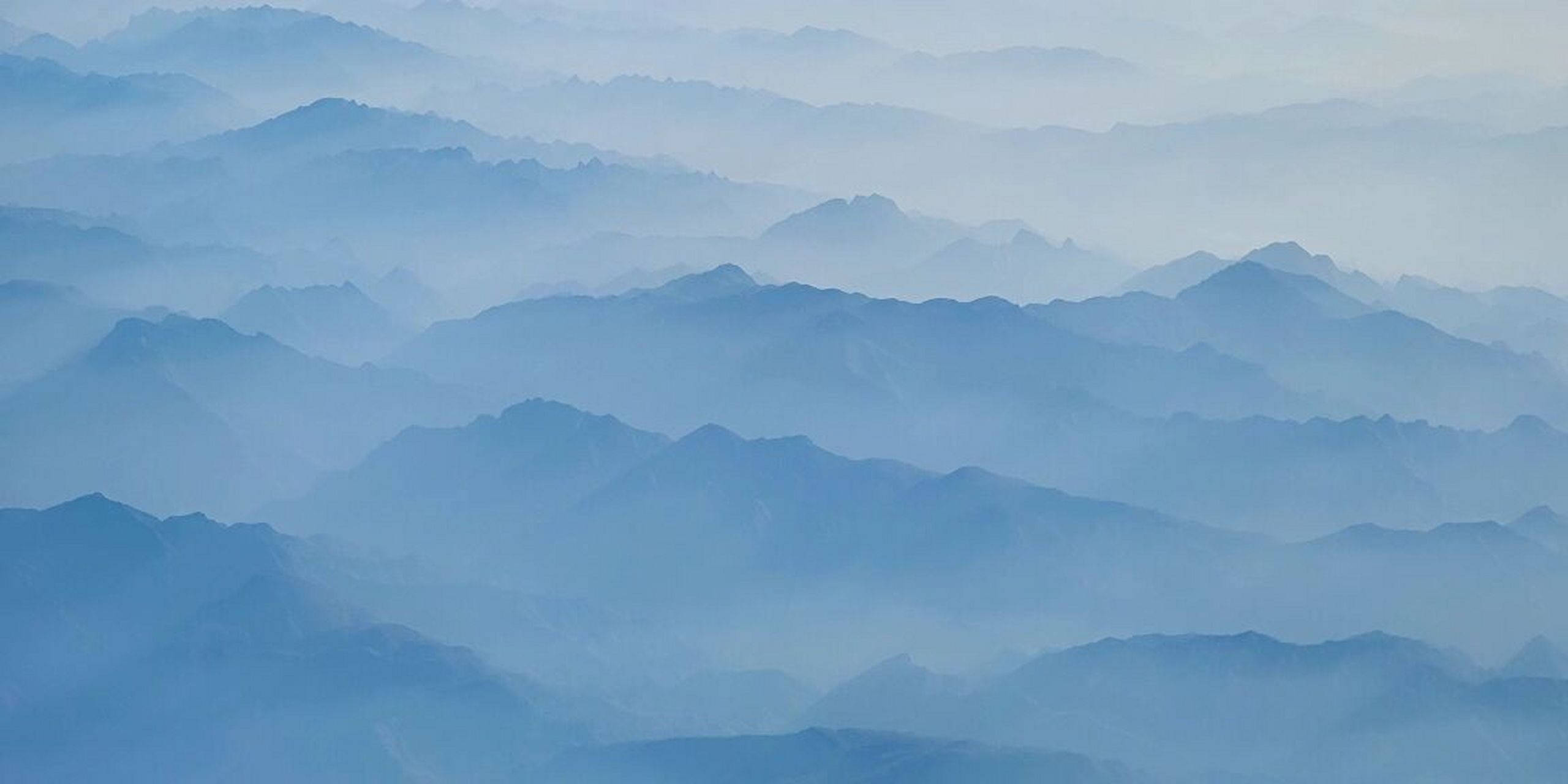 9899中国篇·西北秦岭山脉 云横秦岭家何在,雪拥蓝关马不前.