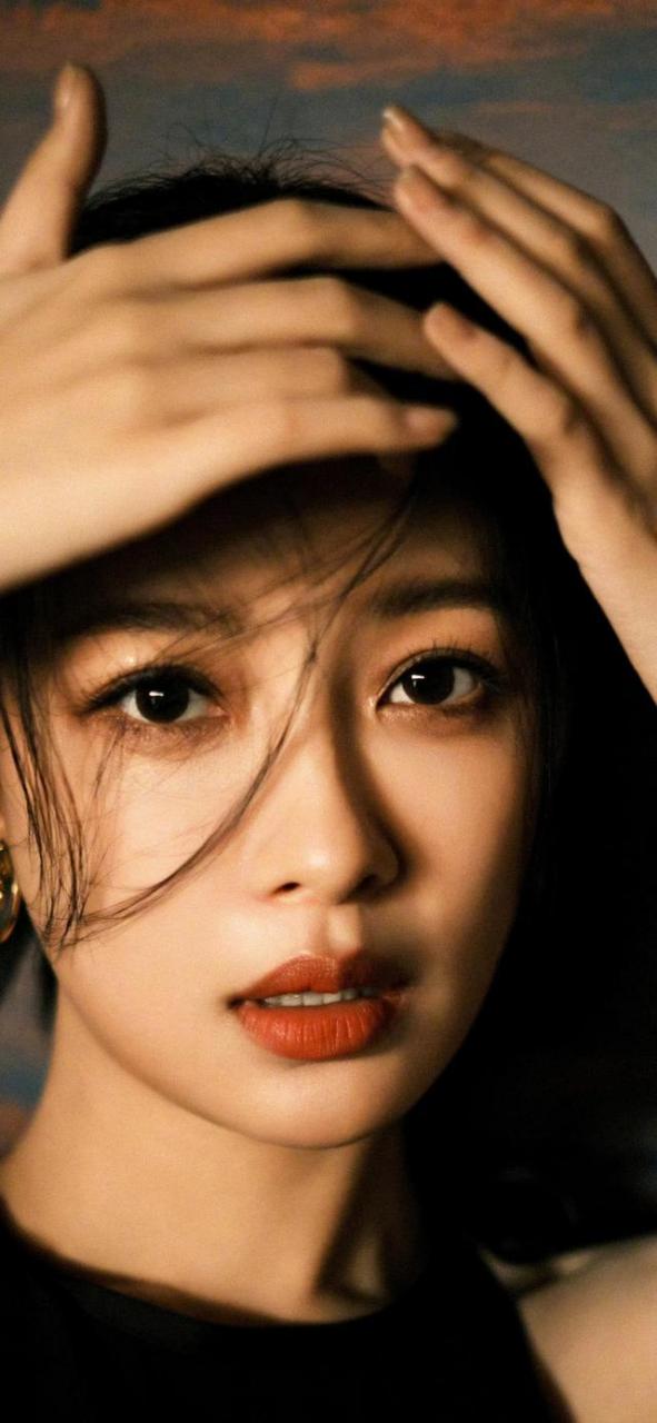 孙怡再见爱人黑色酷美头像壁纸图集