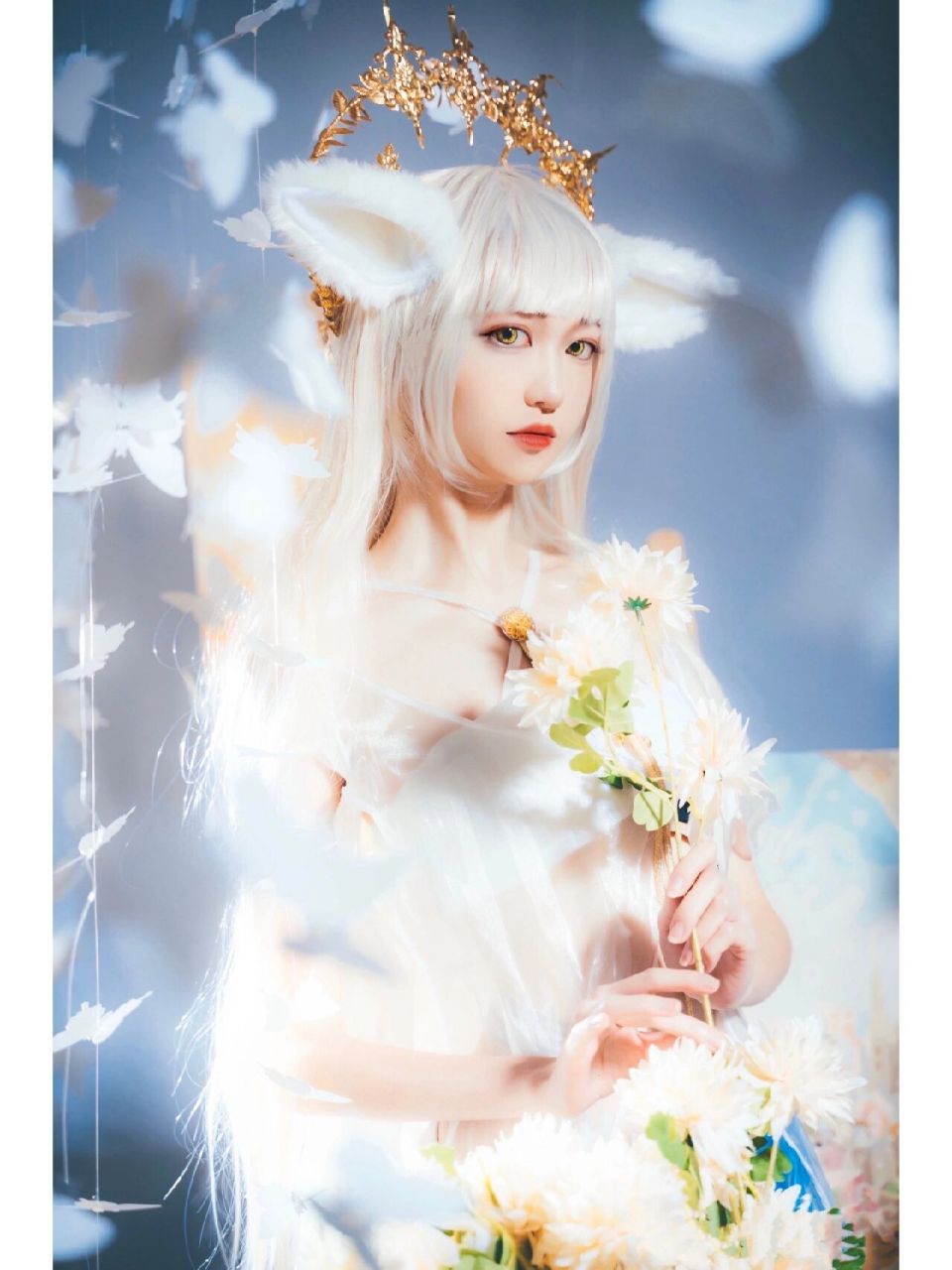 明日方舟 白金cos | 夏天来了快来看看泳装 "气色不错呢,博士~这是给