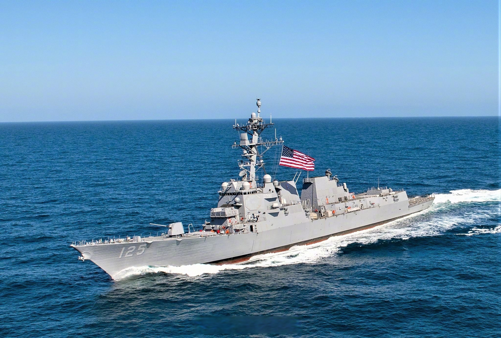 英格尔斯造船厂举行仪式,首艘伯克iii型驱逐舰ddg-125"杰克·卢卡斯"