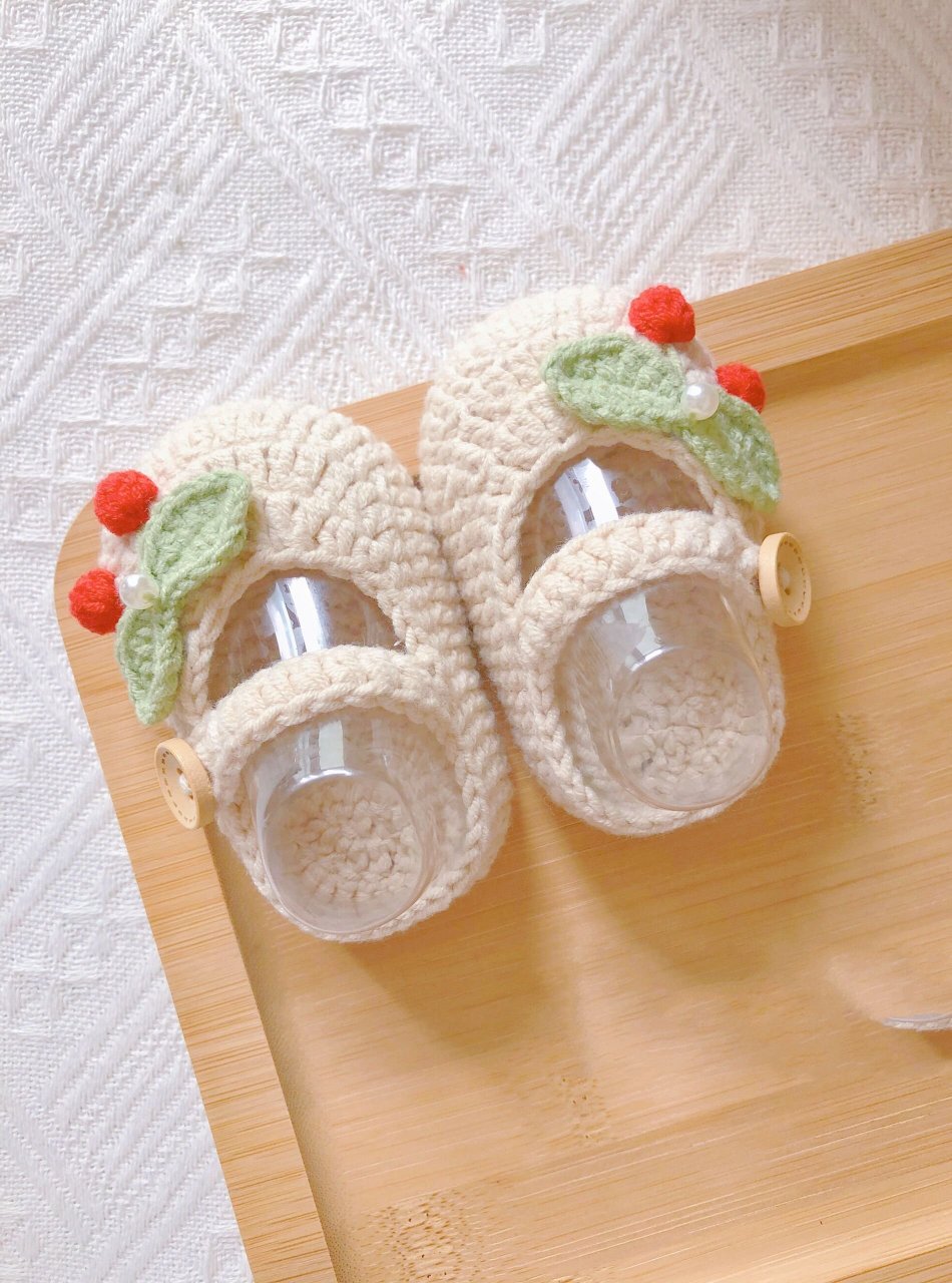 即简单又好看,爱了爱了  线材:苏苏姐家5股 4股毛线 钩针:鞋子主体3