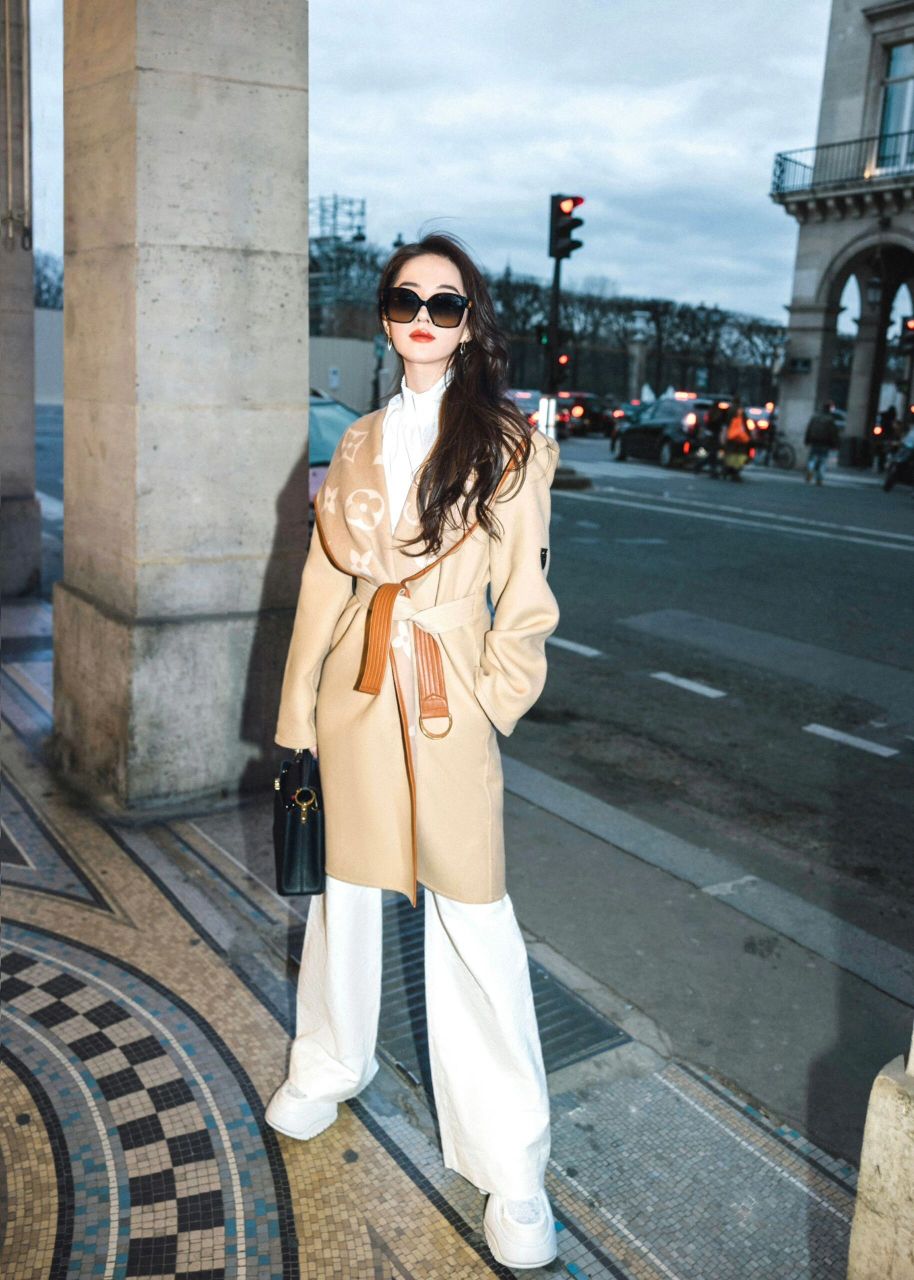 刘亦菲和lv archlight 系列!真的超a!