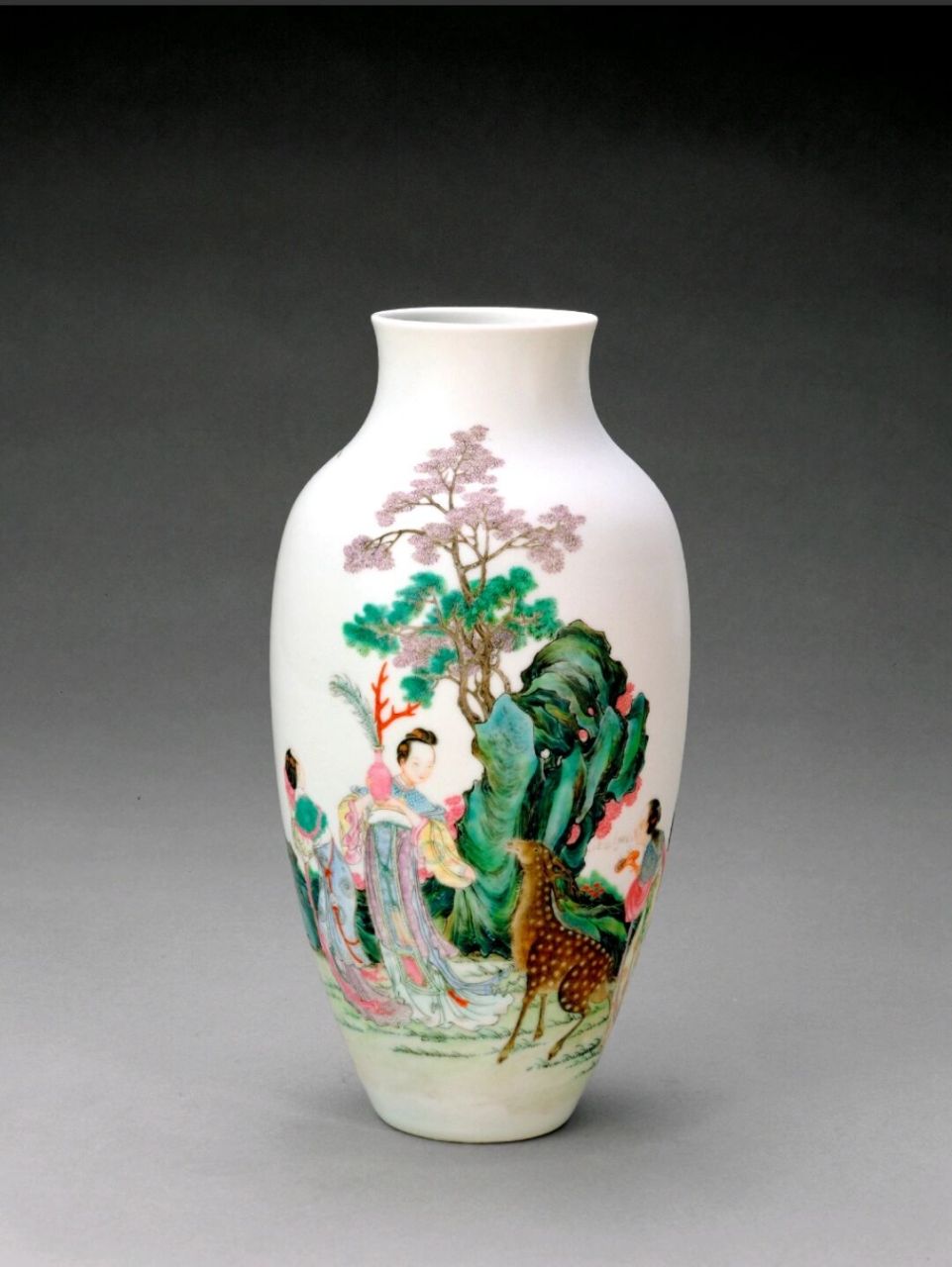 晚清民国时期古董鉴赏 图一二:郭葆昌制风采仕女图瓶 图三四:静远堂