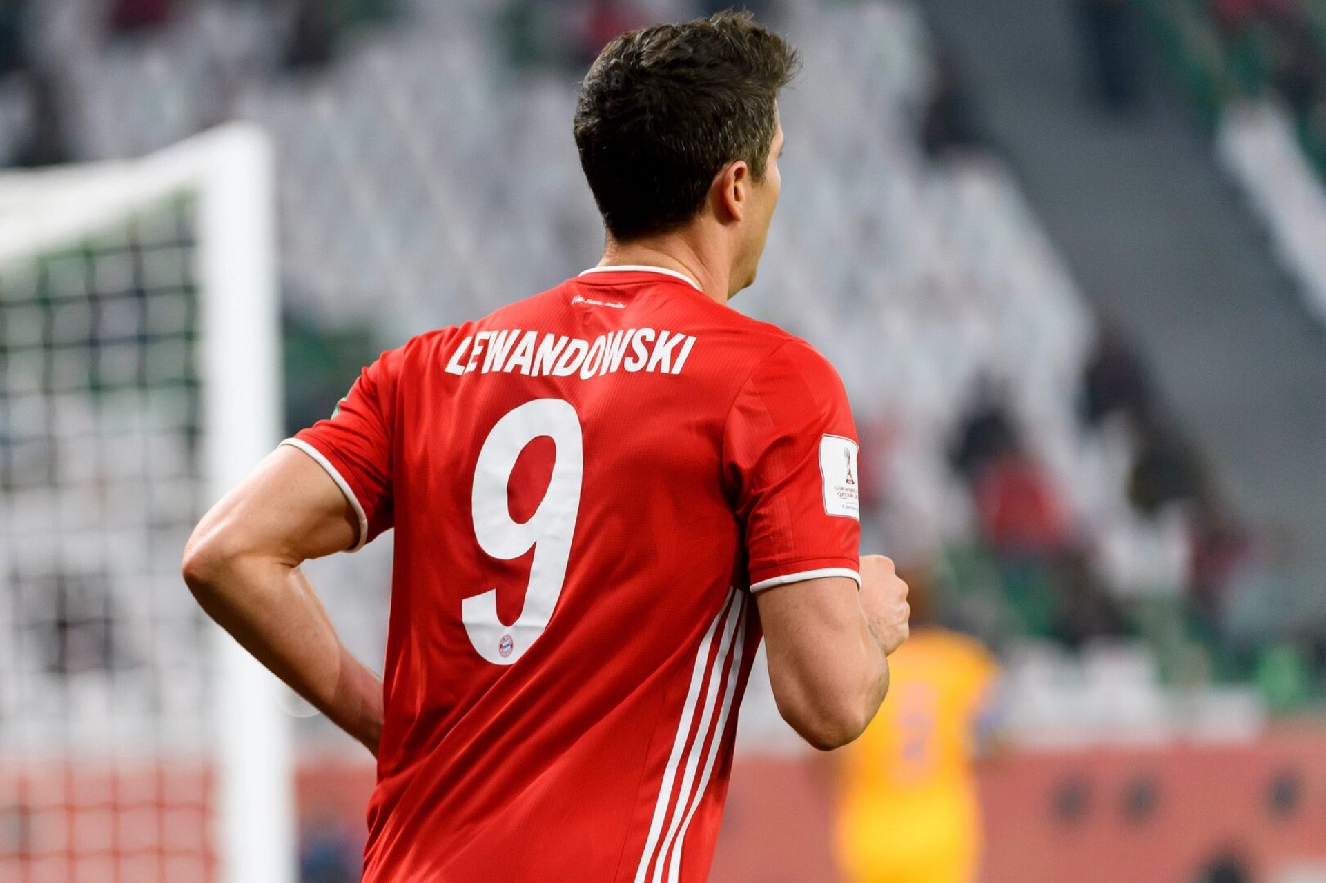 足球# #拜仁# #拜仁# #莱万# #莱万多夫斯基# #聊球俱乐部