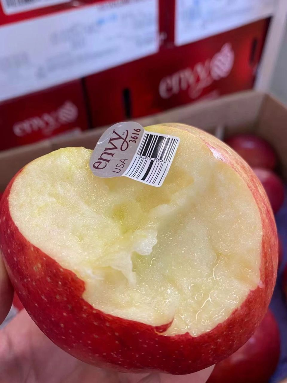 苹果96切开不会氧化你知道吗 美国爱妃envy苹果最新到货!