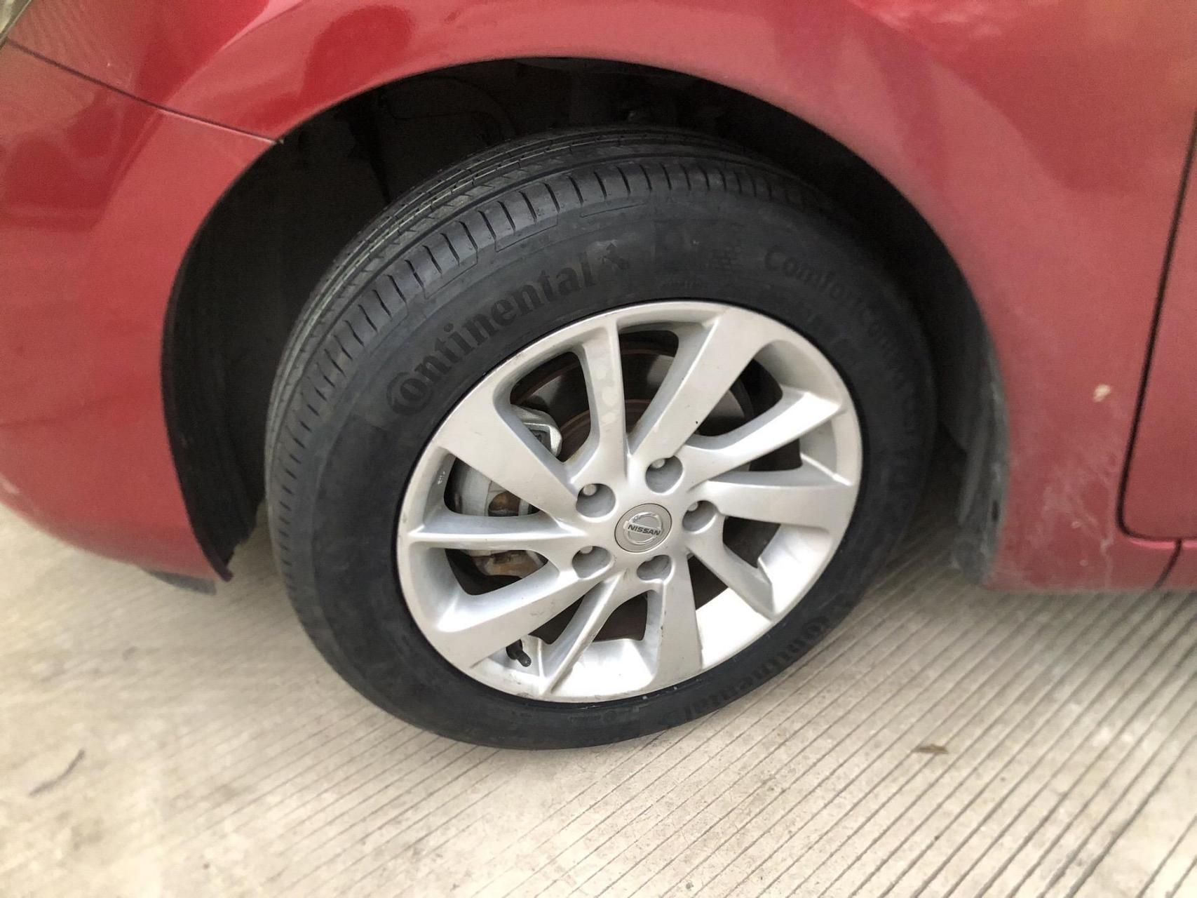 日产骐达更换四条马牌cc7轮胎.