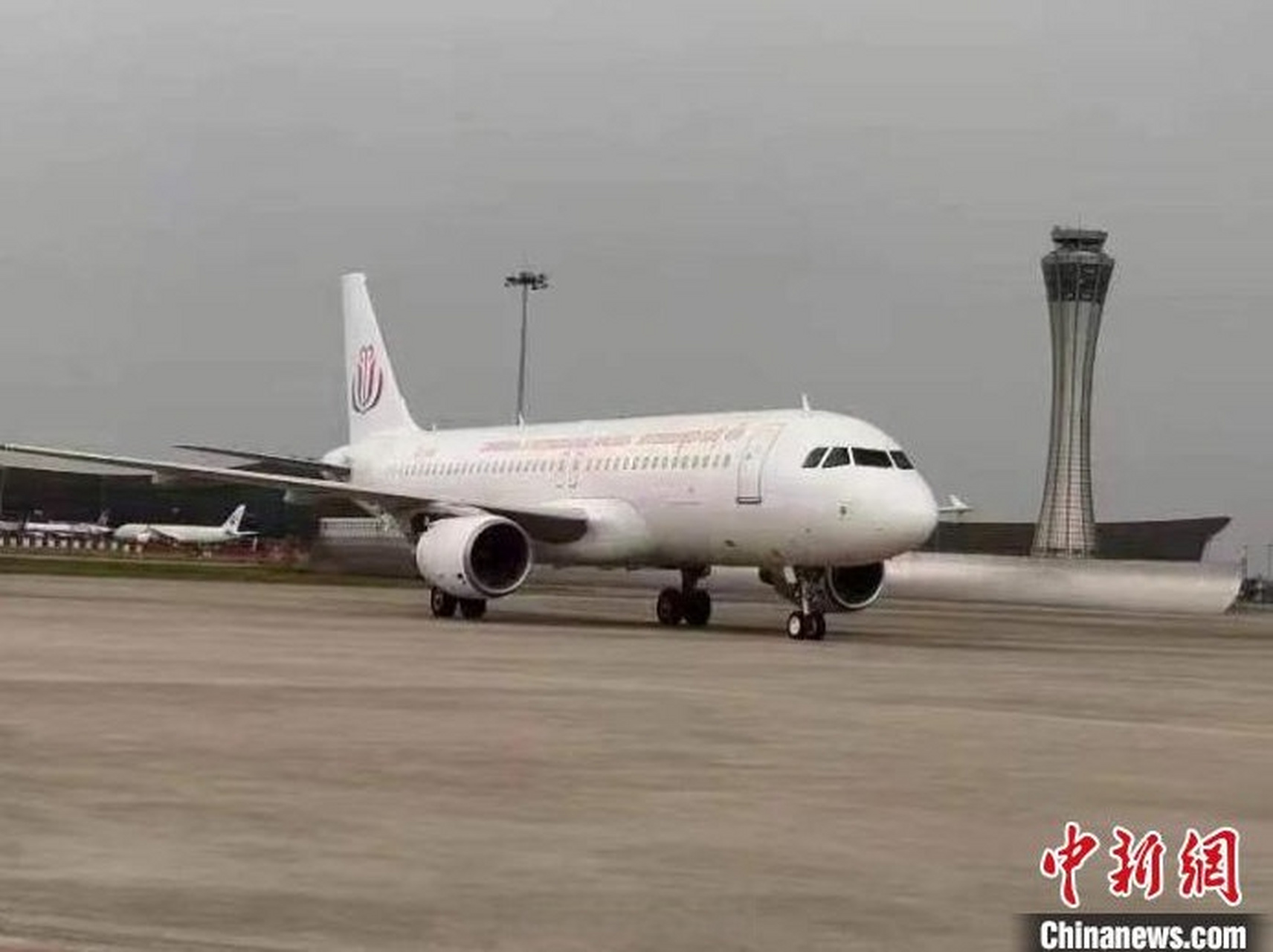 【柬埔寨jc国际航空金边往返昆明客运航线复航】云南机场集团有限责任