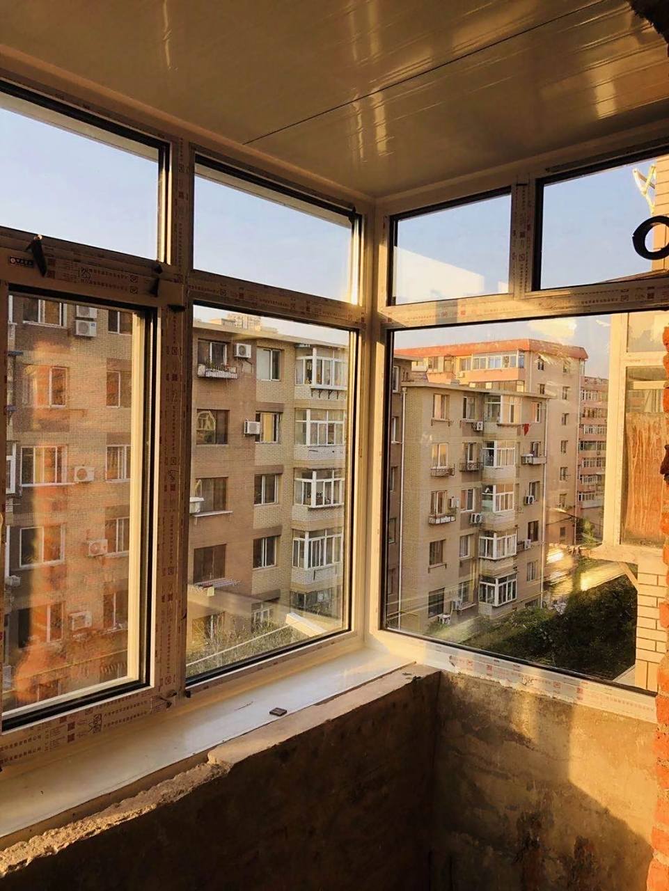 旧房换窗‖阳台探出(外探) 96关于阳台探出,相信很多老房子改造时都