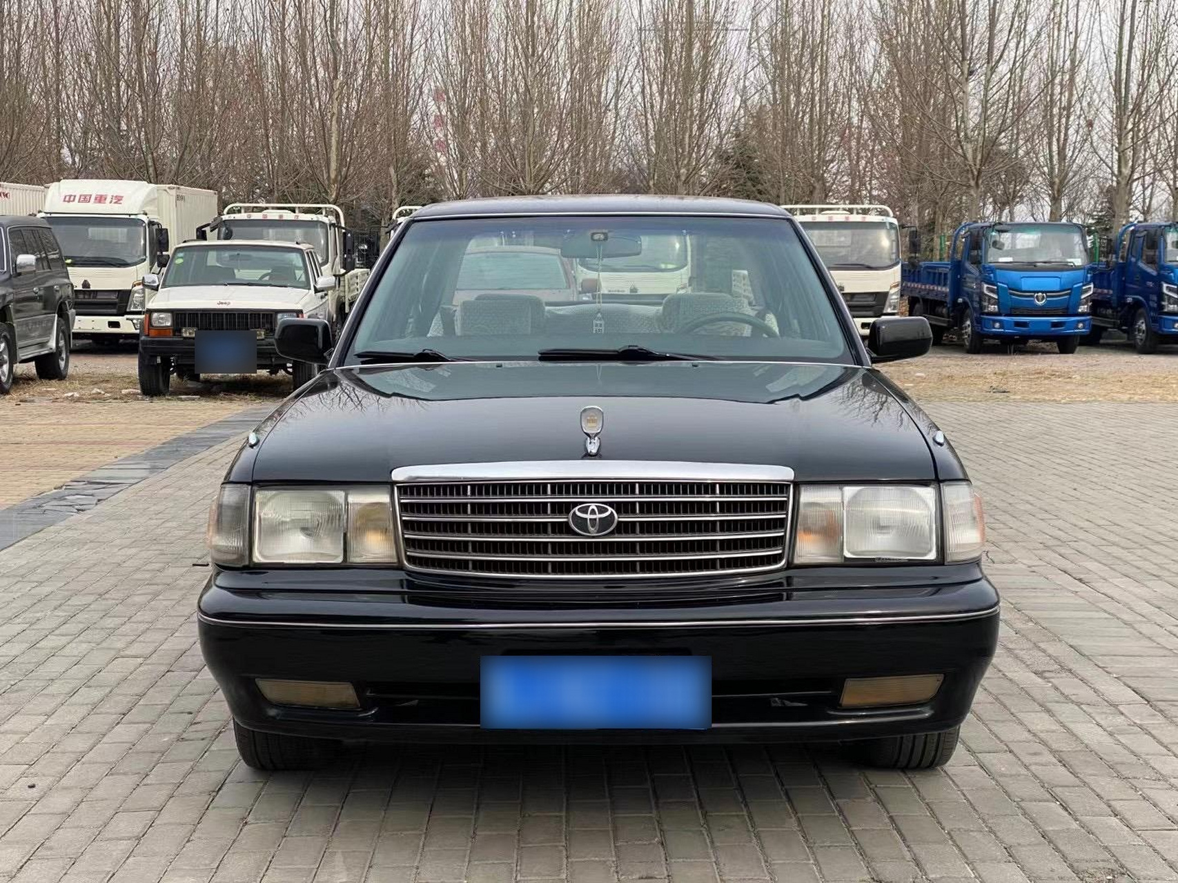 割爱转让1996年上牌丰田皇冠133自动档,车况良好,随时过户!