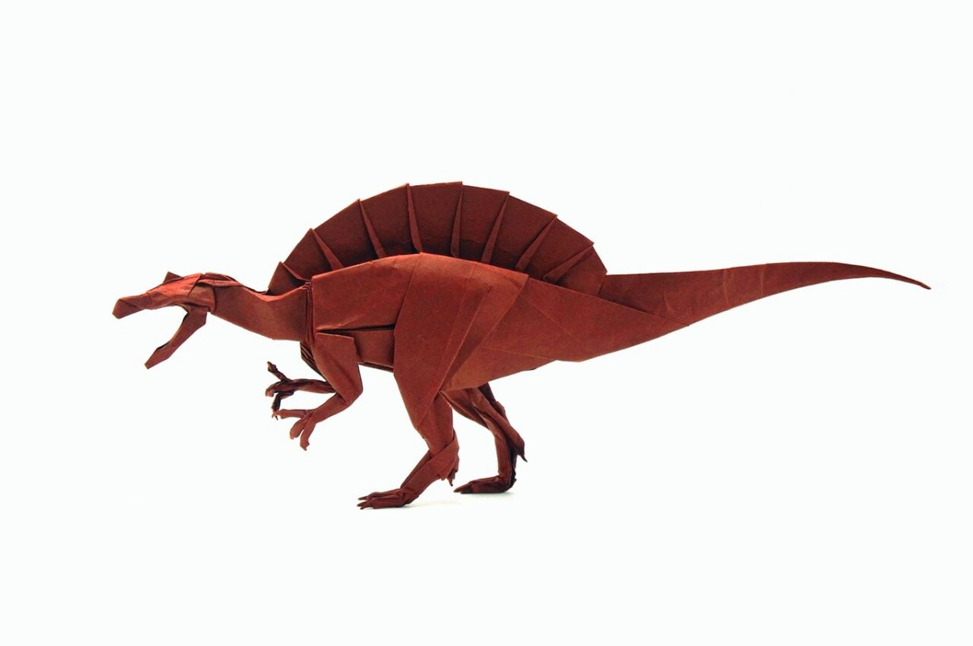 折纸  棘龙  侏罗纪公园 设计者:神谷哲史 折制者:涂开明 用纸:生态纸