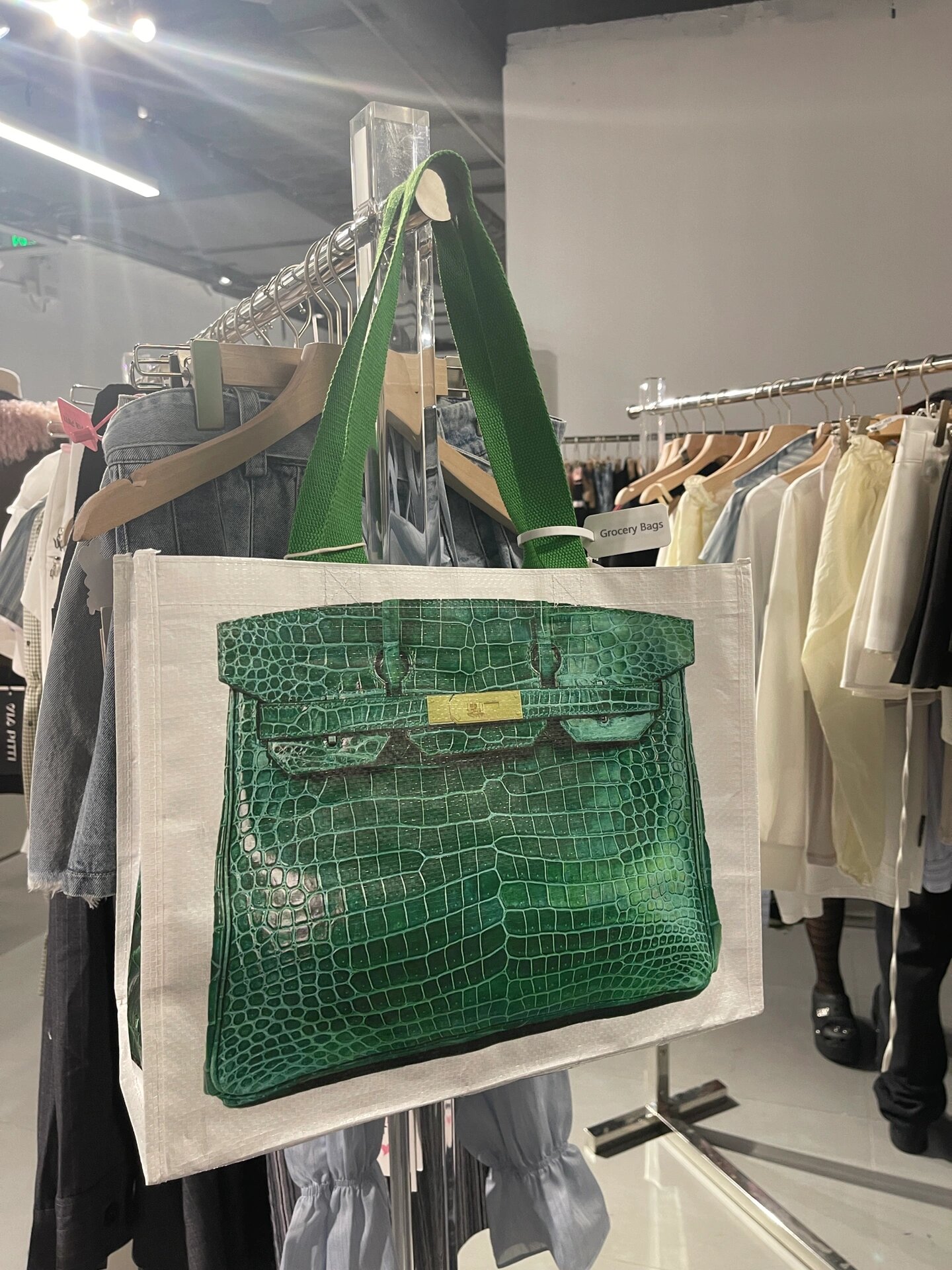 这个06199的爱马仕蛇皮袋真的没对手95 乍一看觉得挺有意思 仔细