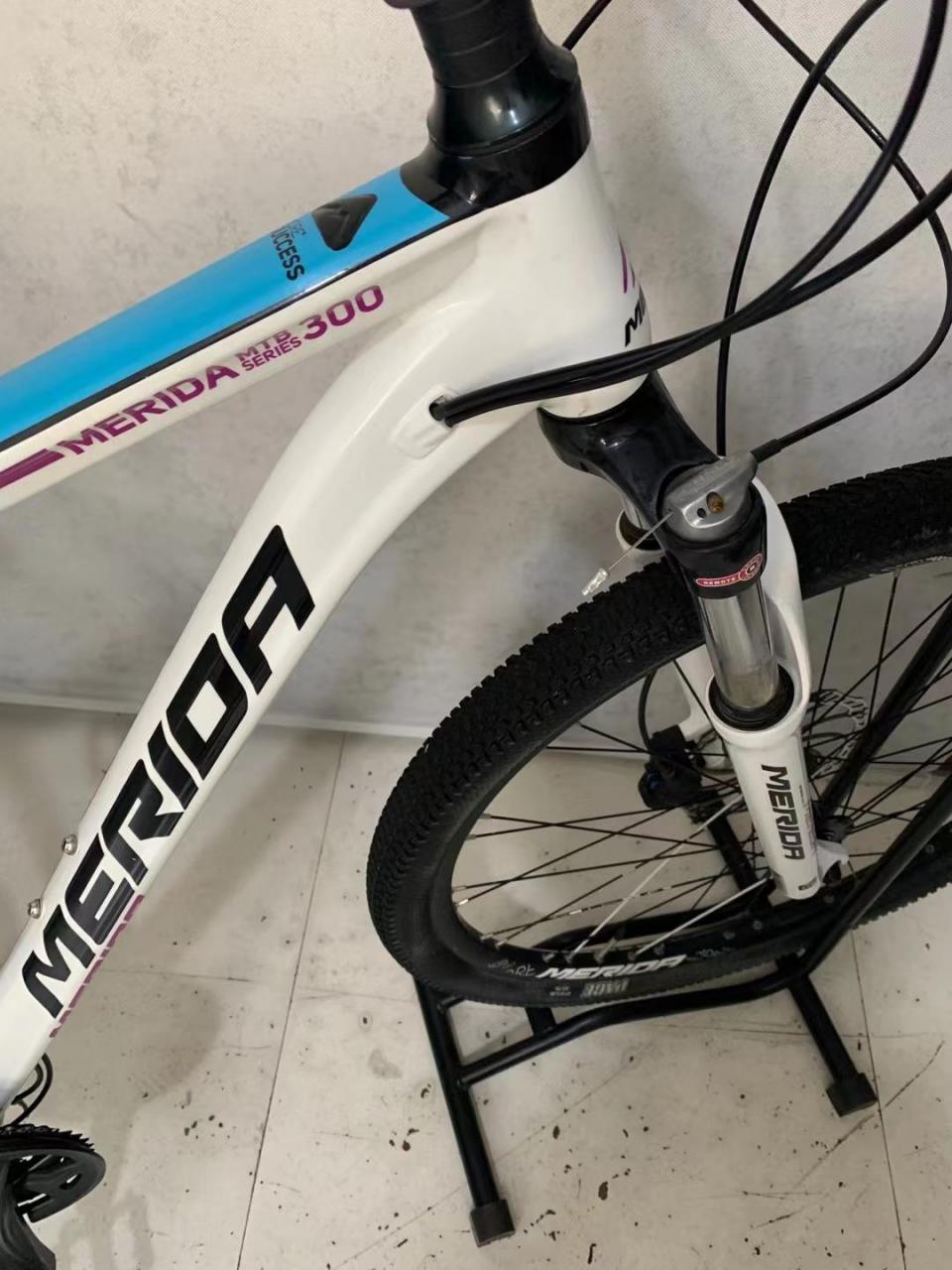 美利达挑战者300,30速油碟,19寸车架,27.5轮径,2150
