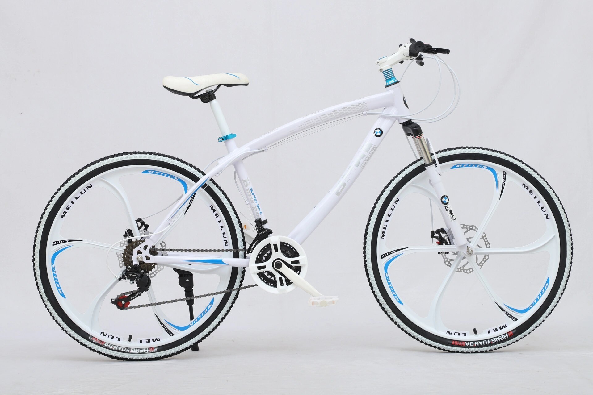 骑行季到啦 正品宝马4速礼品车公路山地车 宝马4s店礼品山地公路减震