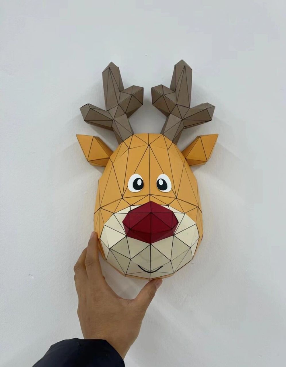 纸艺|纸模型:你的圣诞麋鹿带着礼物在路上94 原创作品 艺术家:阿南