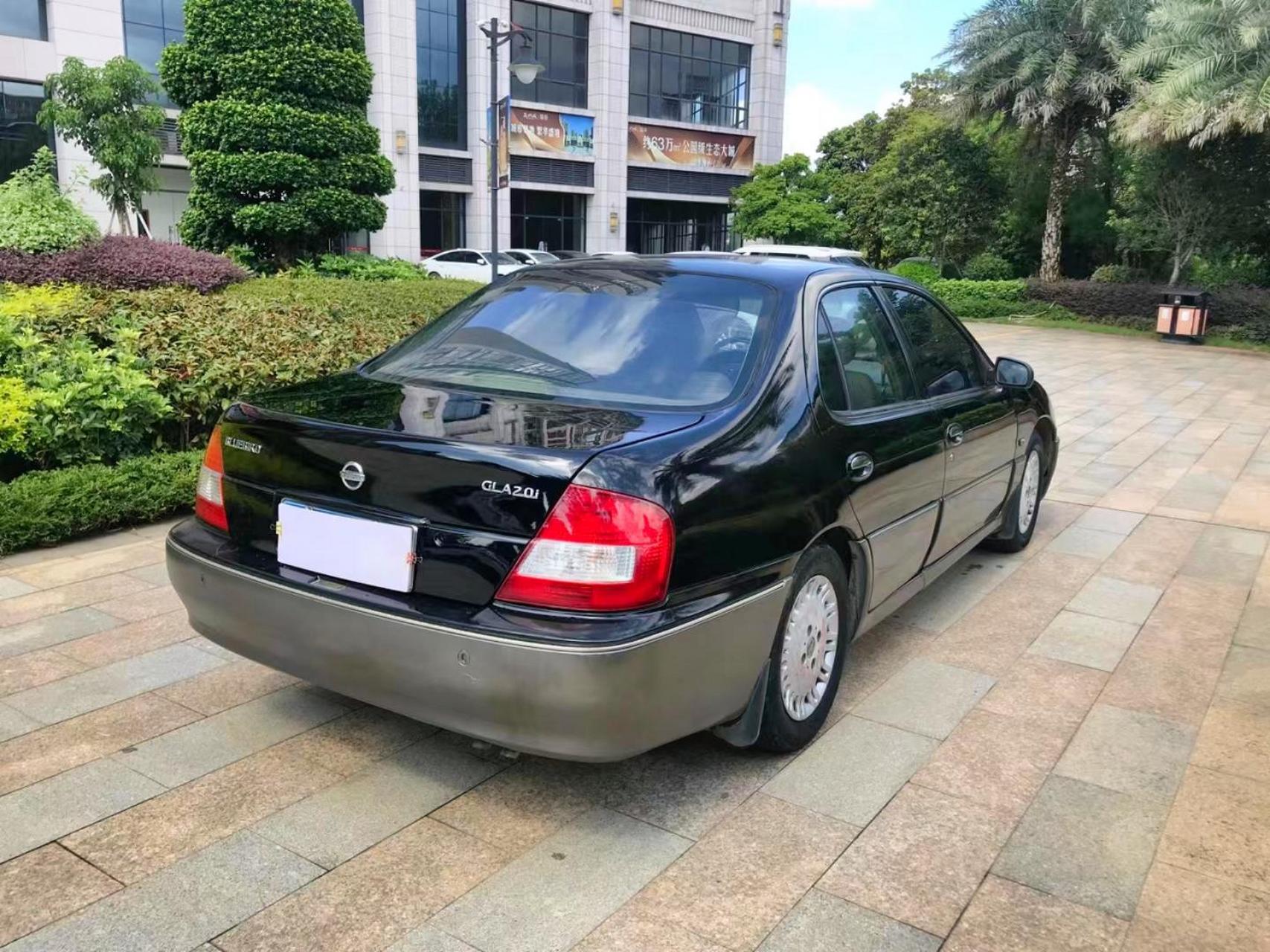 新货上架2003年11月日产蓝鸟风神2.0l天窗版 双保险到9月份 价格便宜.