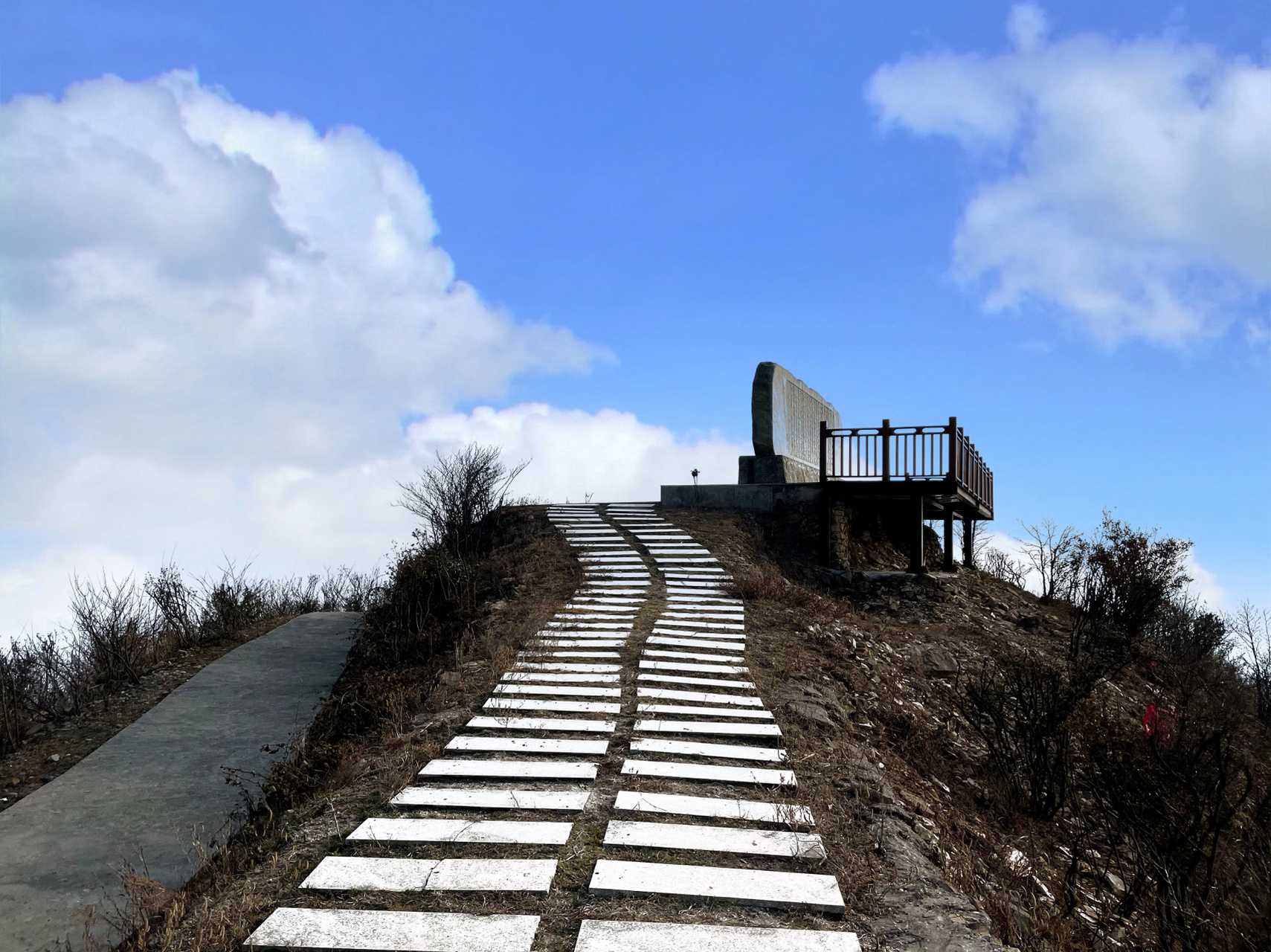 今天我来简单的分享一下关于本次雪峰山森林公园的游玩攻略,希望对有