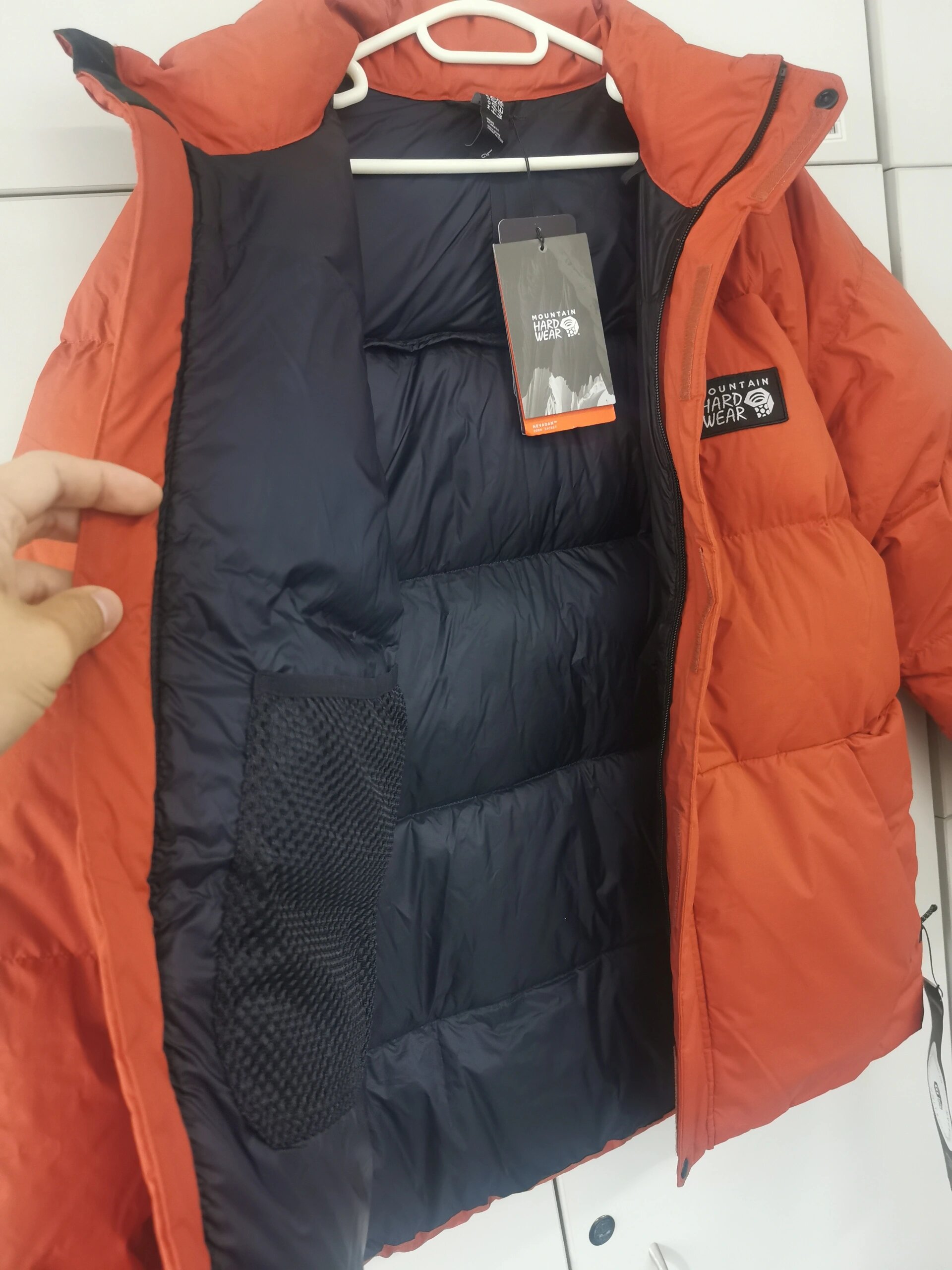 山浩大螺母 山浩羽绒服 mountainhardwear