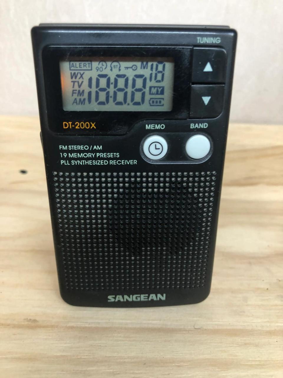 台湾著名的收音机品牌 山进收音机sangean 山进dt-200x 调频立体调幅
