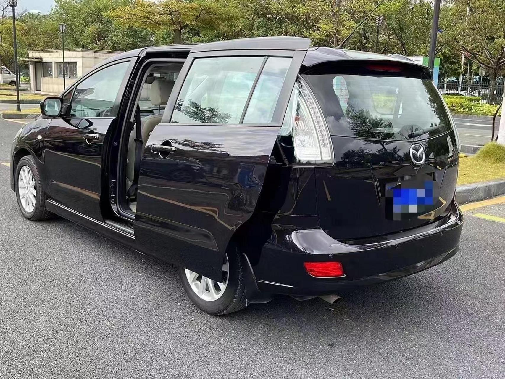 09年11月上牌,全进口马自达5七座mpv, 2.