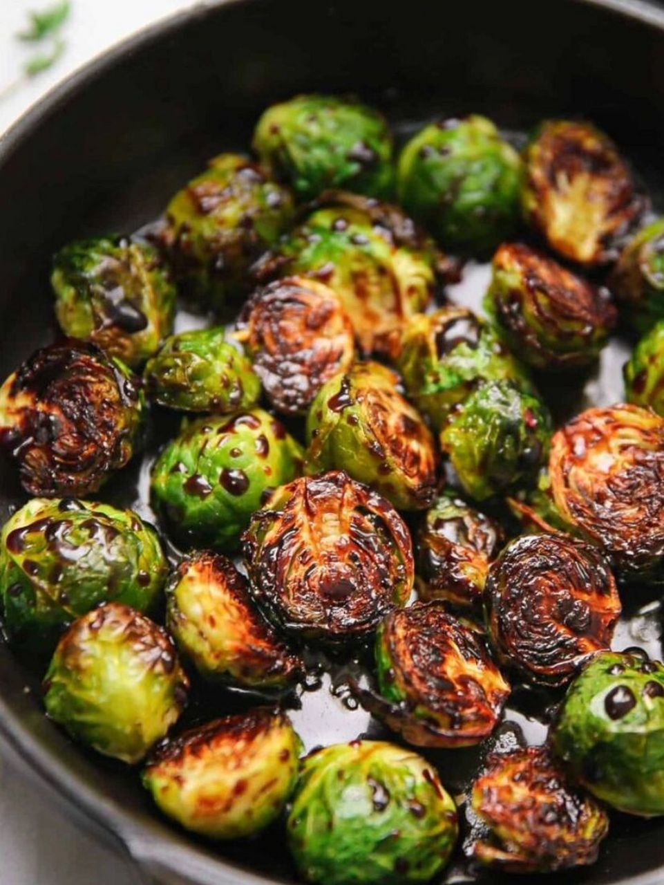 孢子甘蓝 brussels sprout 抱子甘蓝又称球芽甘蓝,俗称小椰菜