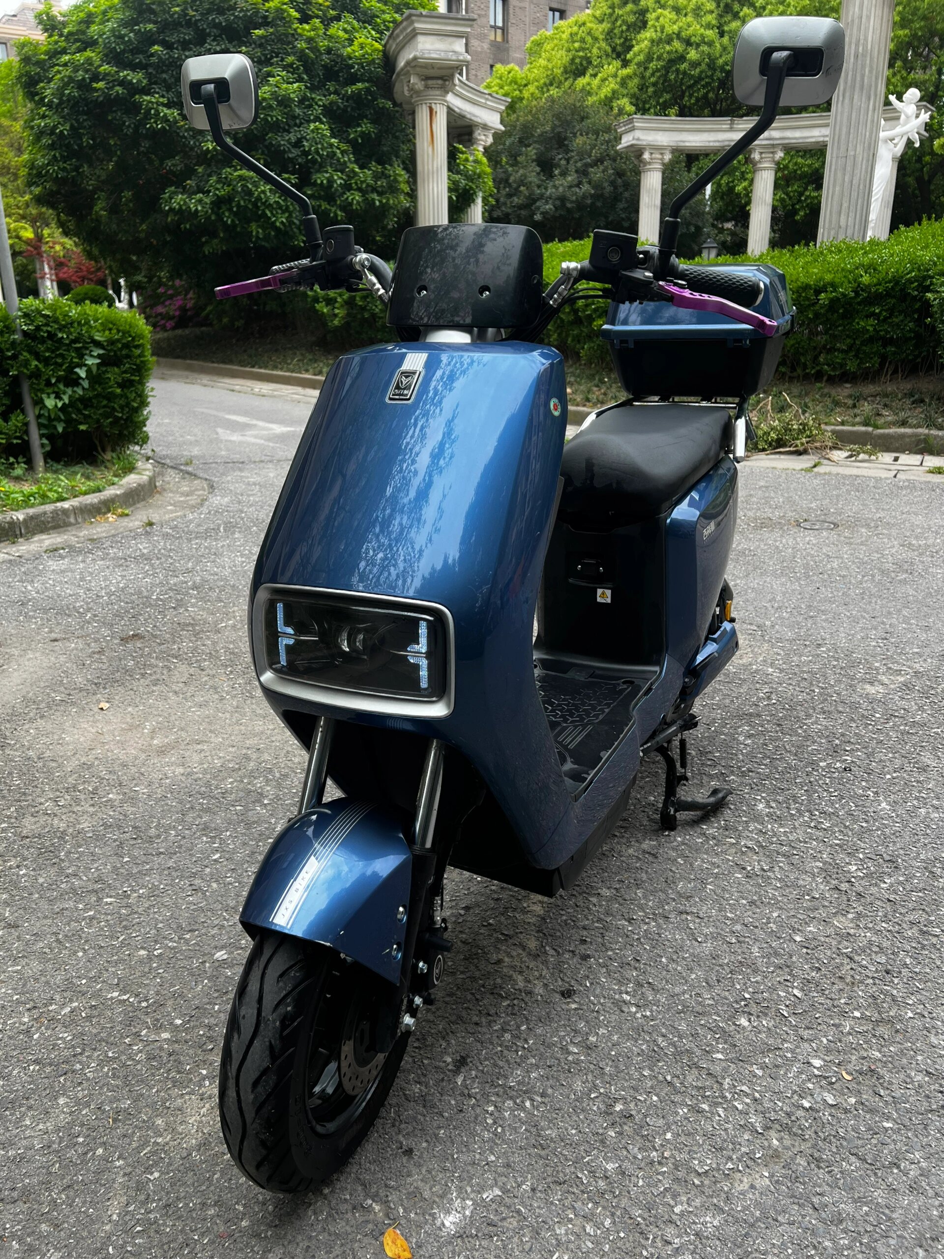 吉祥狮f6款电动车