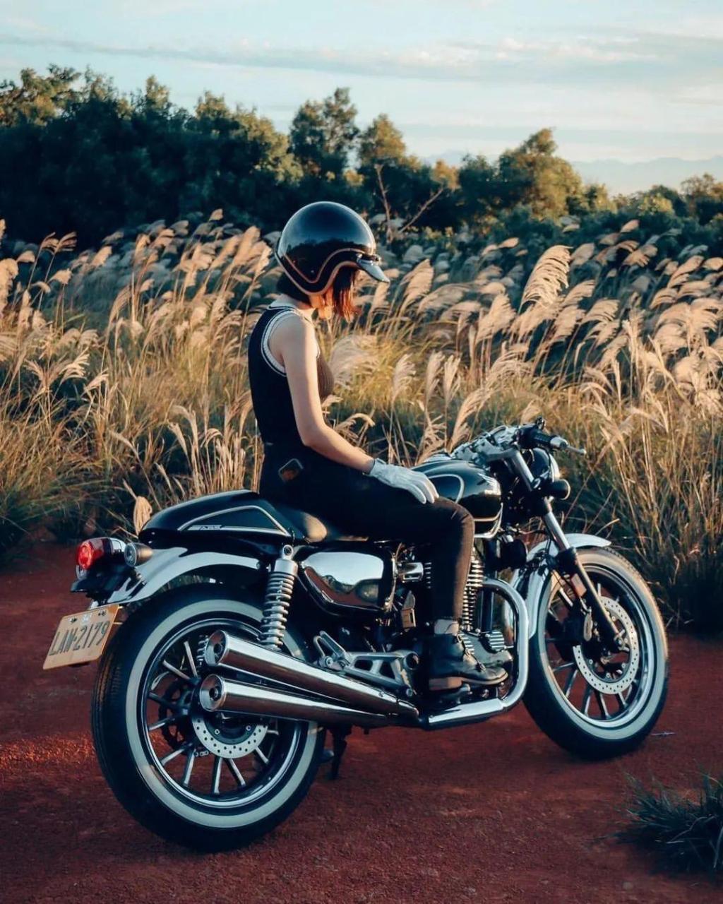 本田 honda cb350.cafe racer太漂亮了  本田摩托