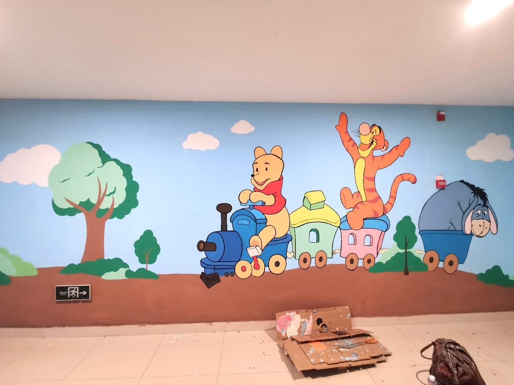 一波卡通墙绘涂鸦 画卡通的时候就感觉好治愈呀