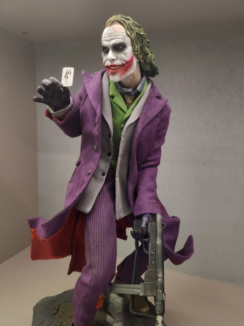希斯莱杰版小丑|zi museum 由海外著名影视雕像艺术品制作厂商