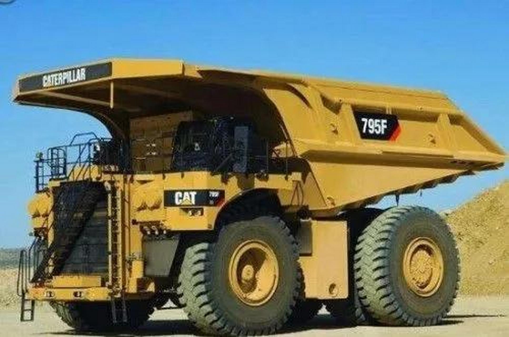 售价3000万的卡特彼勒797矿卡,在矿山它是最美的logo