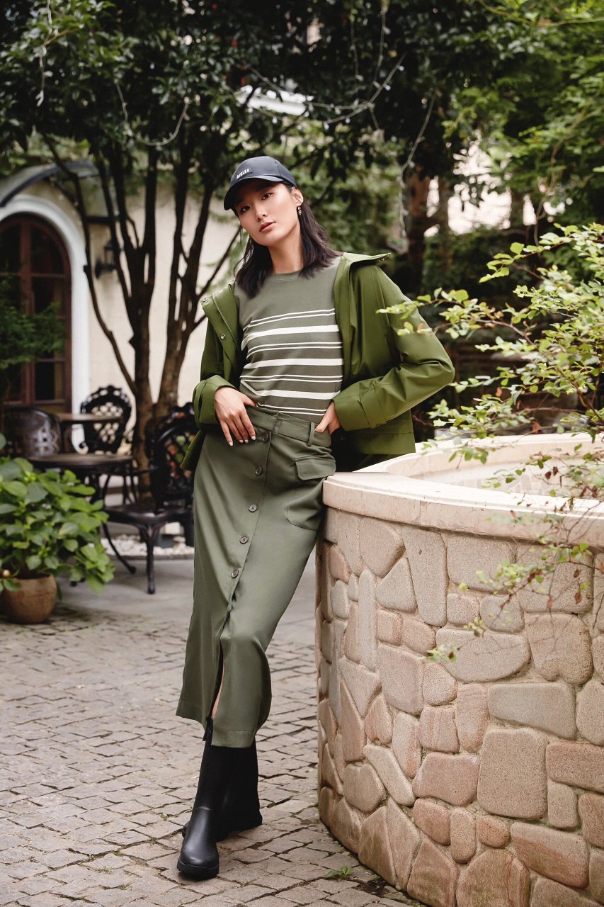 超模王诗晴 in 9193aigle 新款罗勒绿穿搭您种草了吗?