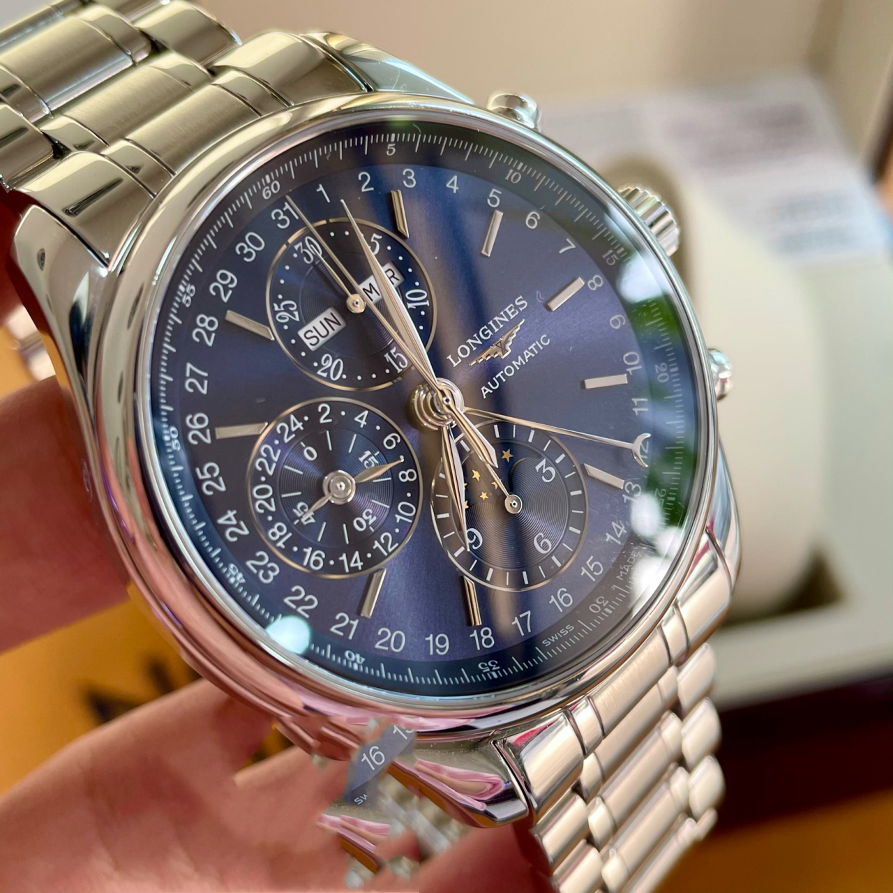 1w➕🔴浪琴八针月相 在腕表⌚️界里功能越复杂的腕表 价格越