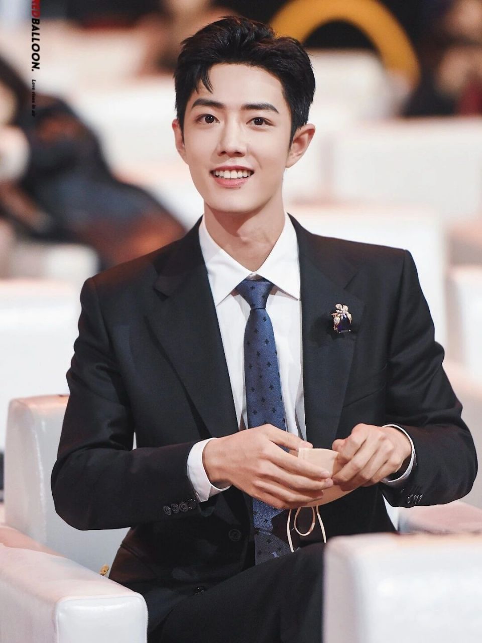 肖战图片 壁纸来啦