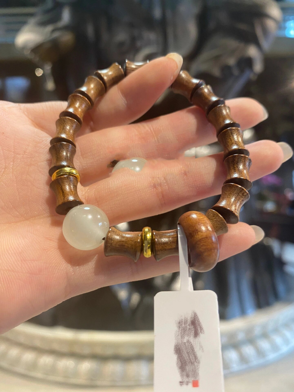 杭州香积寺流通处夜明珠节节高 节节高手串真的很香 这款手串是阑花