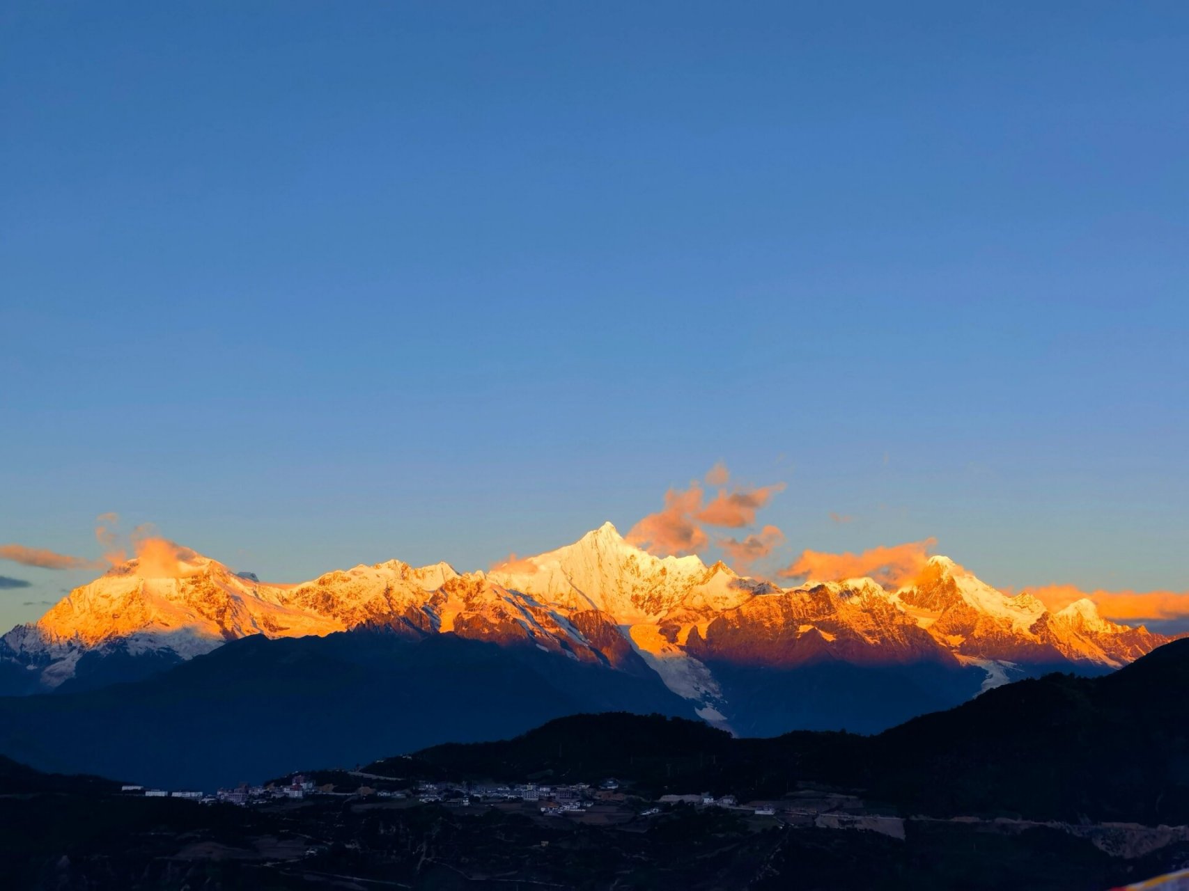 梅里雪山|我终于看到了日照金山 2023年10月19日,非常幸运的第一次来